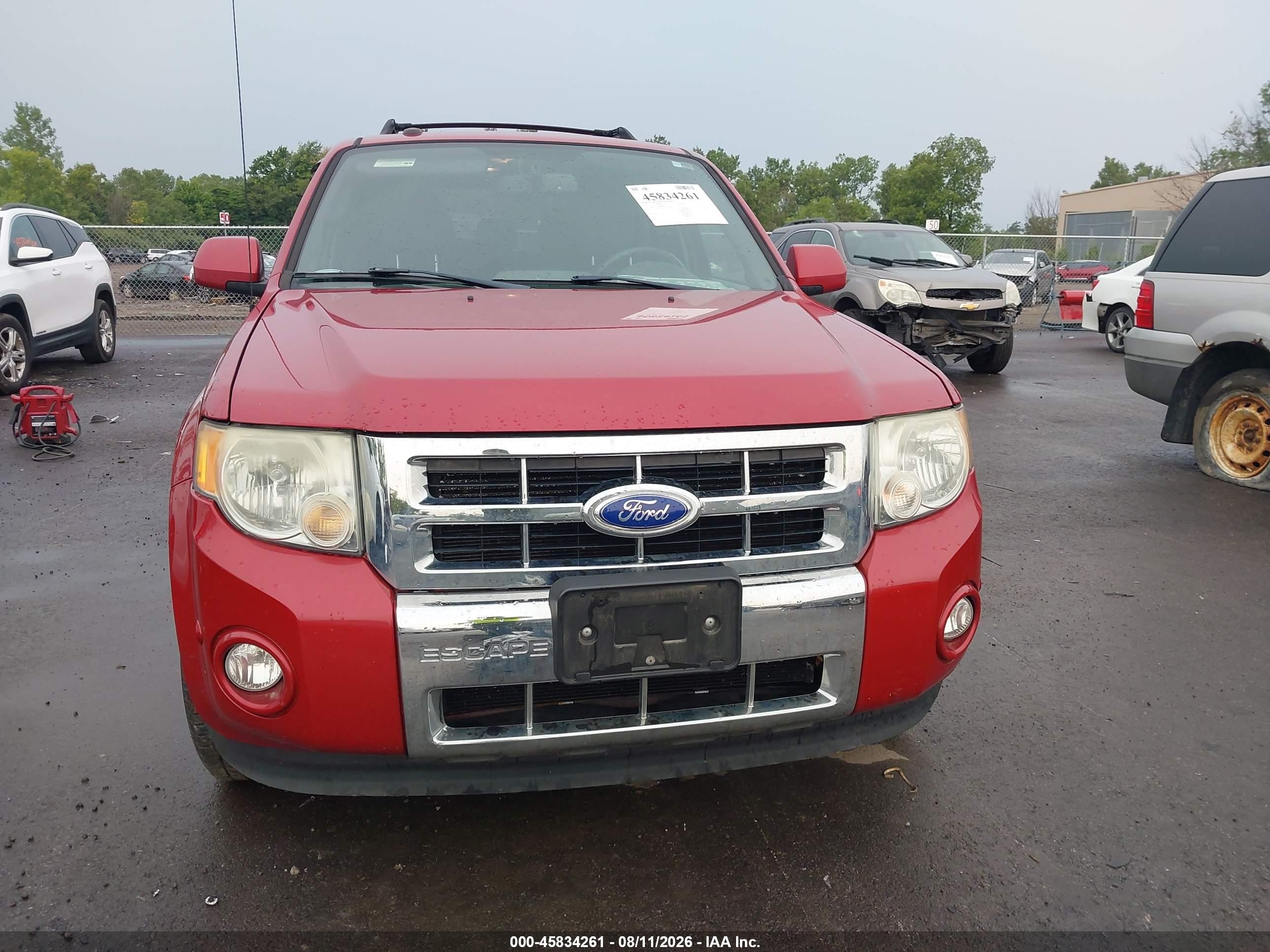 2011 Ford Escape Limited Red vin: 1FMCU0EG9BKB89726