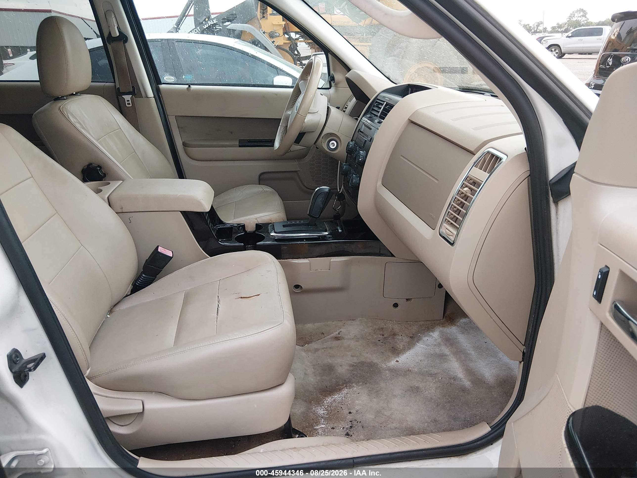 2011 Ford Escape Limited White vin: 1FMCU0EG9BKC19453