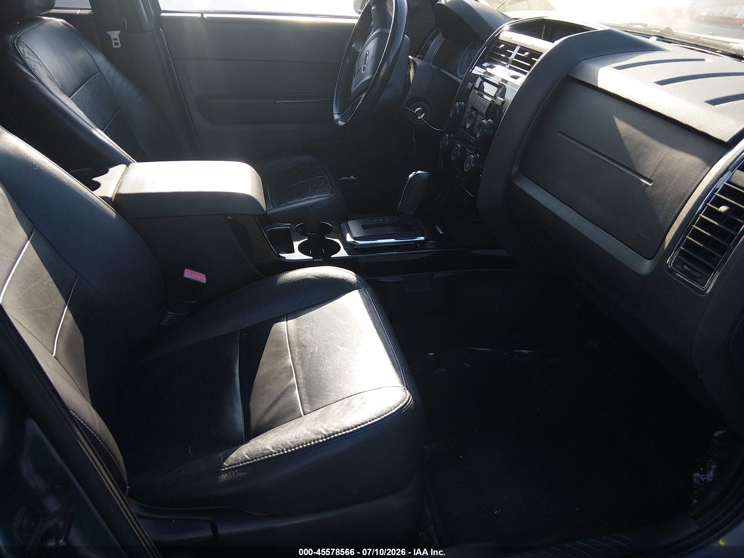 2012 Ford Escape Limited Синий vin: 1FMCU0EG9CKB02070