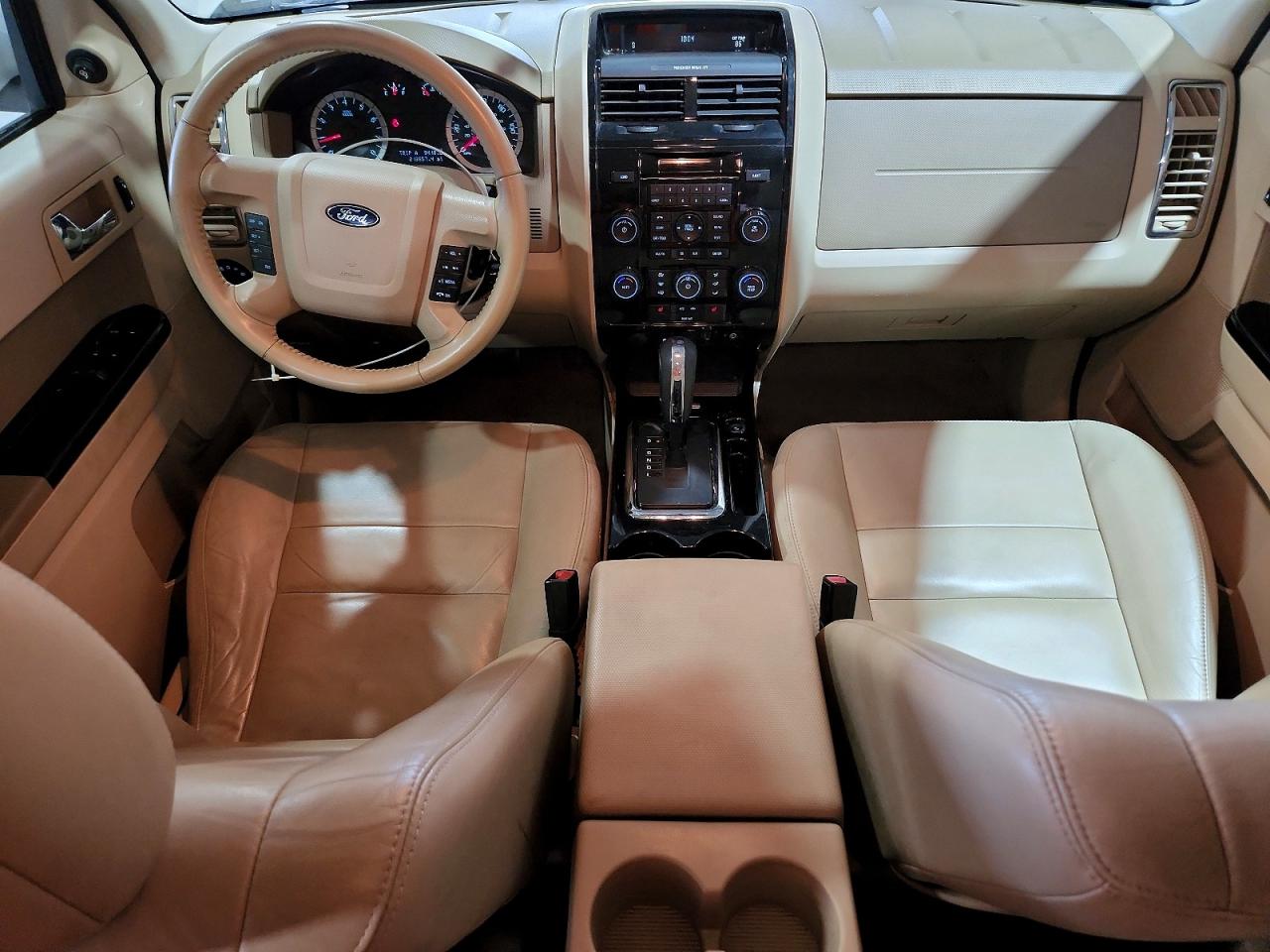 2010 Ford Escape Limited White vin: 1FMCU0EGXAKB80967