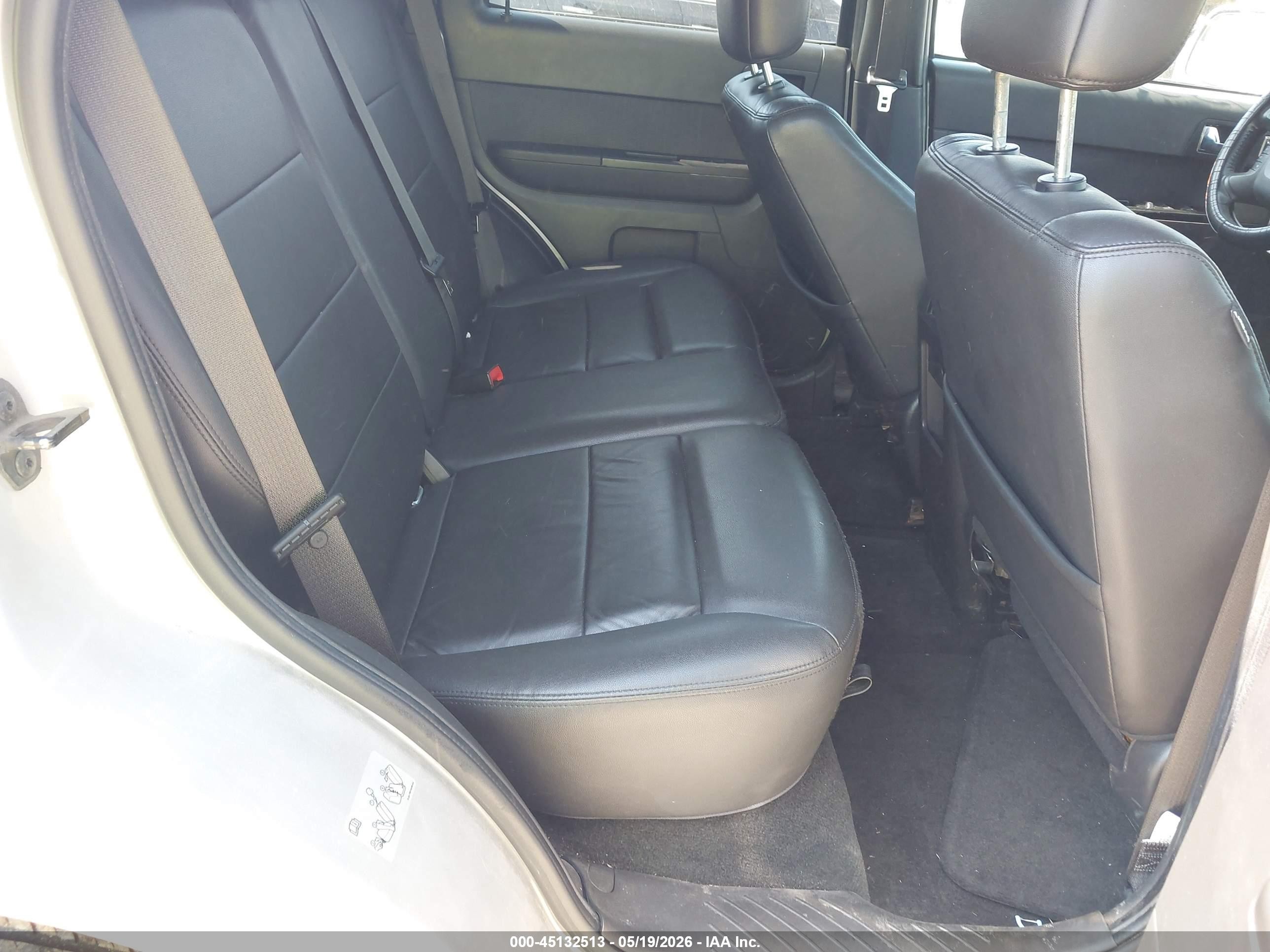 2010 Ford Escape Limited Silver vin: 1FMCU0EGXAKC24837