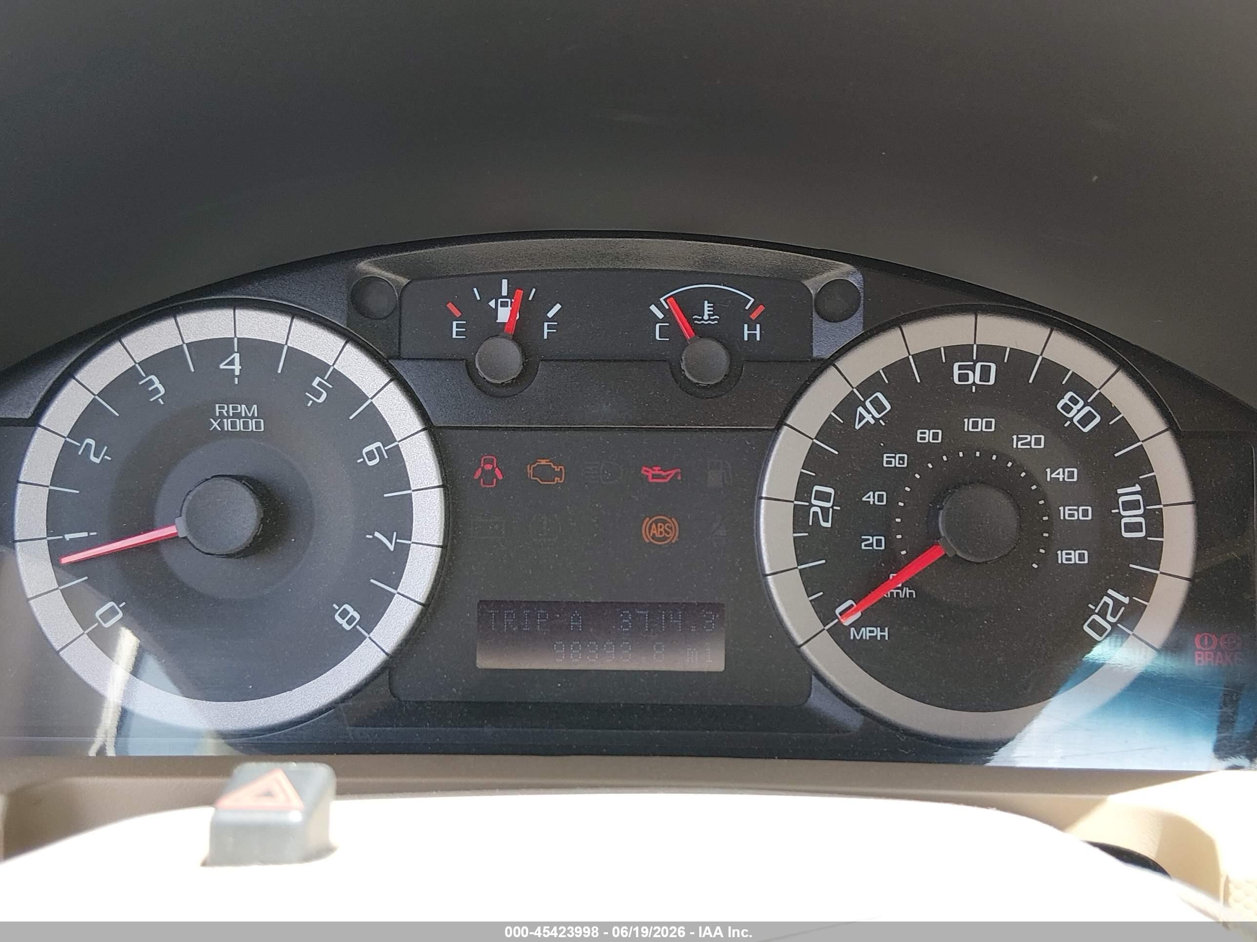 2011 Ford Escape Limited Red vin: 1FMCU0EGXBKB72305