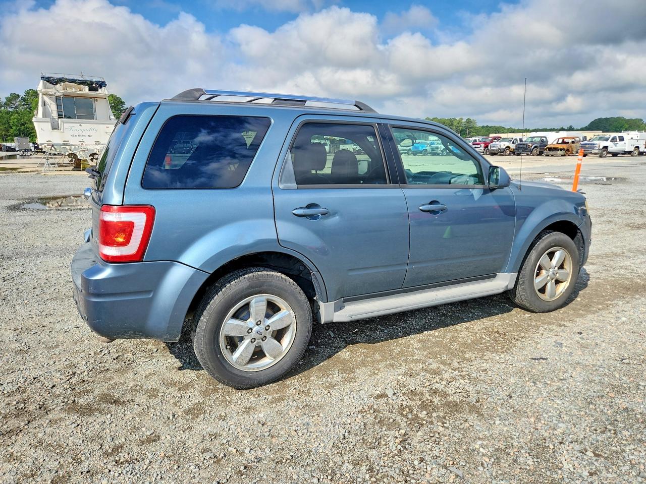 2011 Ford Escape Limited Blue vin: 1FMCU0EGXBKB94935