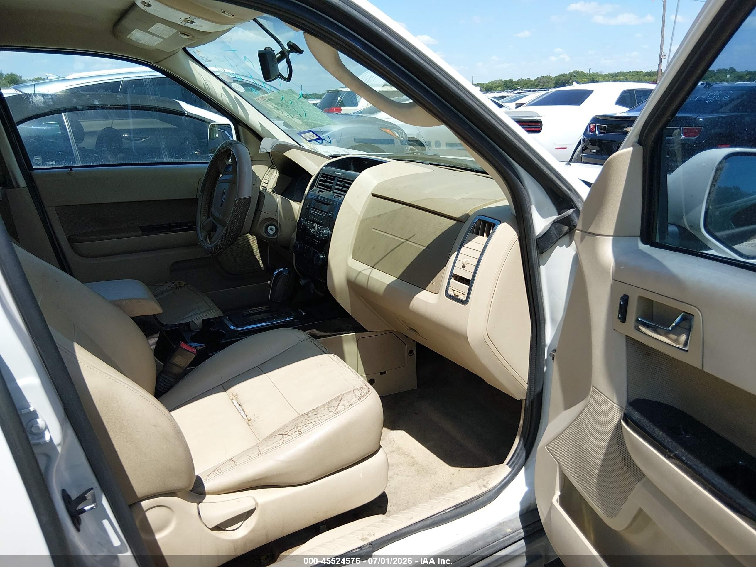 2011 Ford Escape Limited White vin: 1FMCU0EGXBKC43602