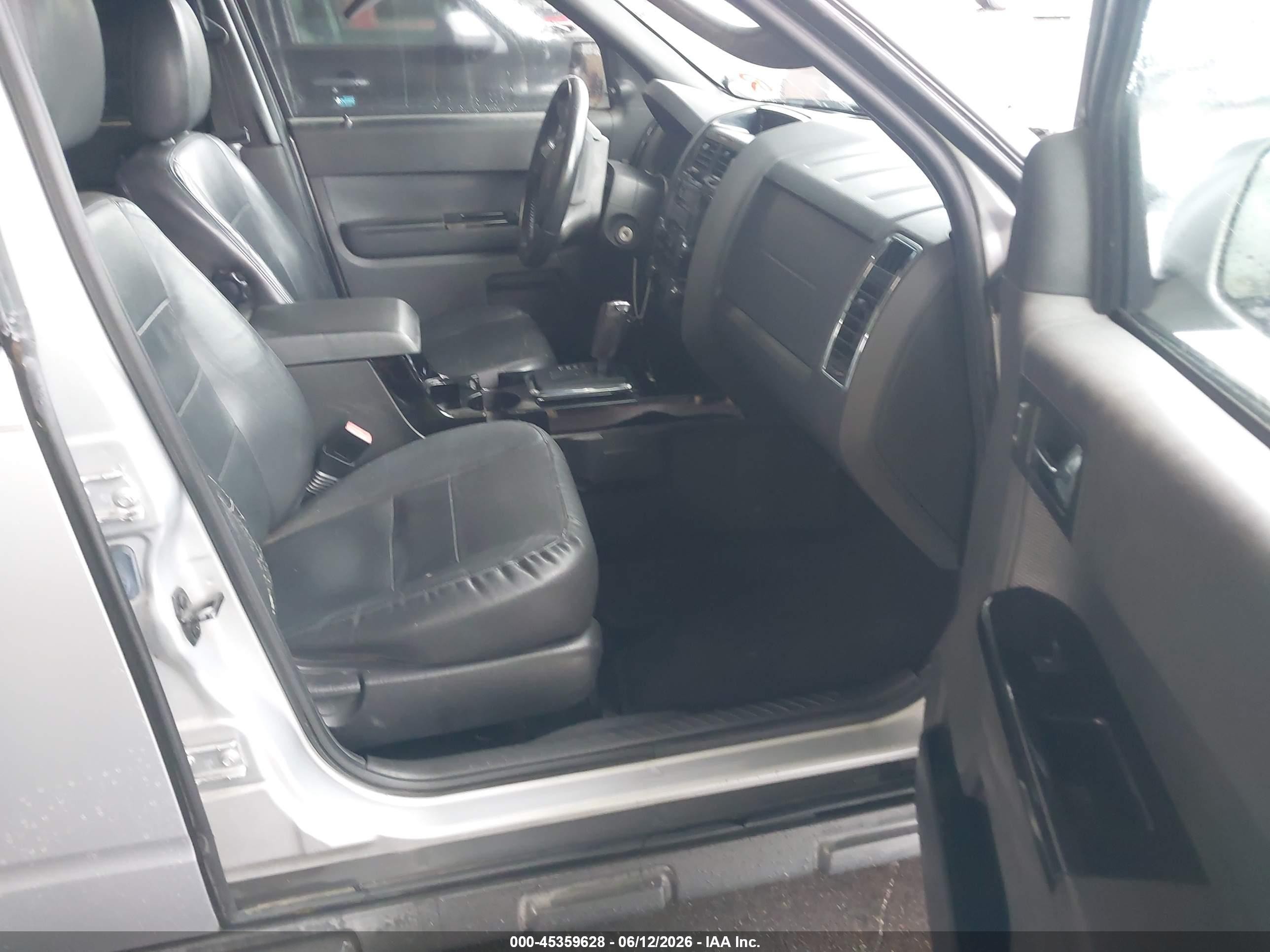 2011 Ford Escape Limited Gray vin: 1FMCU0EGXBKC69150