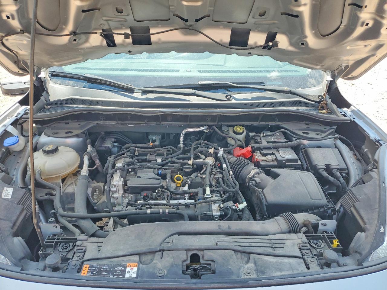 2022 Ford Escape S Серебряный vin: 1FMCU0F62NUA12708