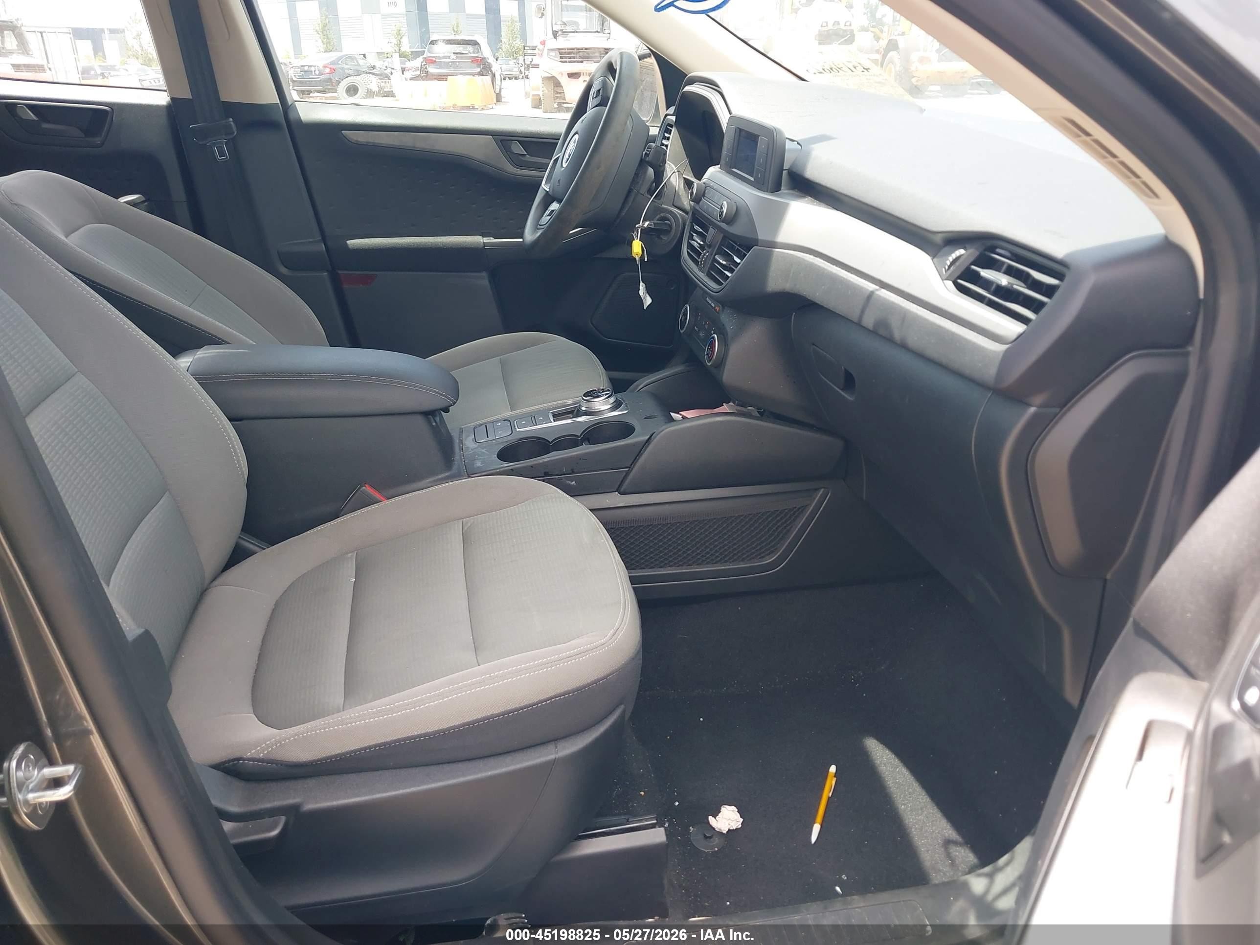 2020 Ford Escape S Серый vin: 1FMCU0F63LUC57689
