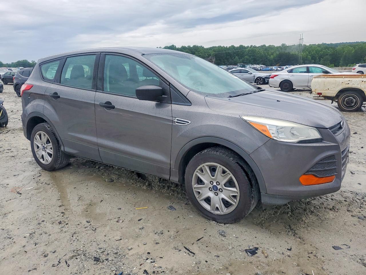 2013 Ford Escape S Gray vin: 1FMCU0F70DUB12104