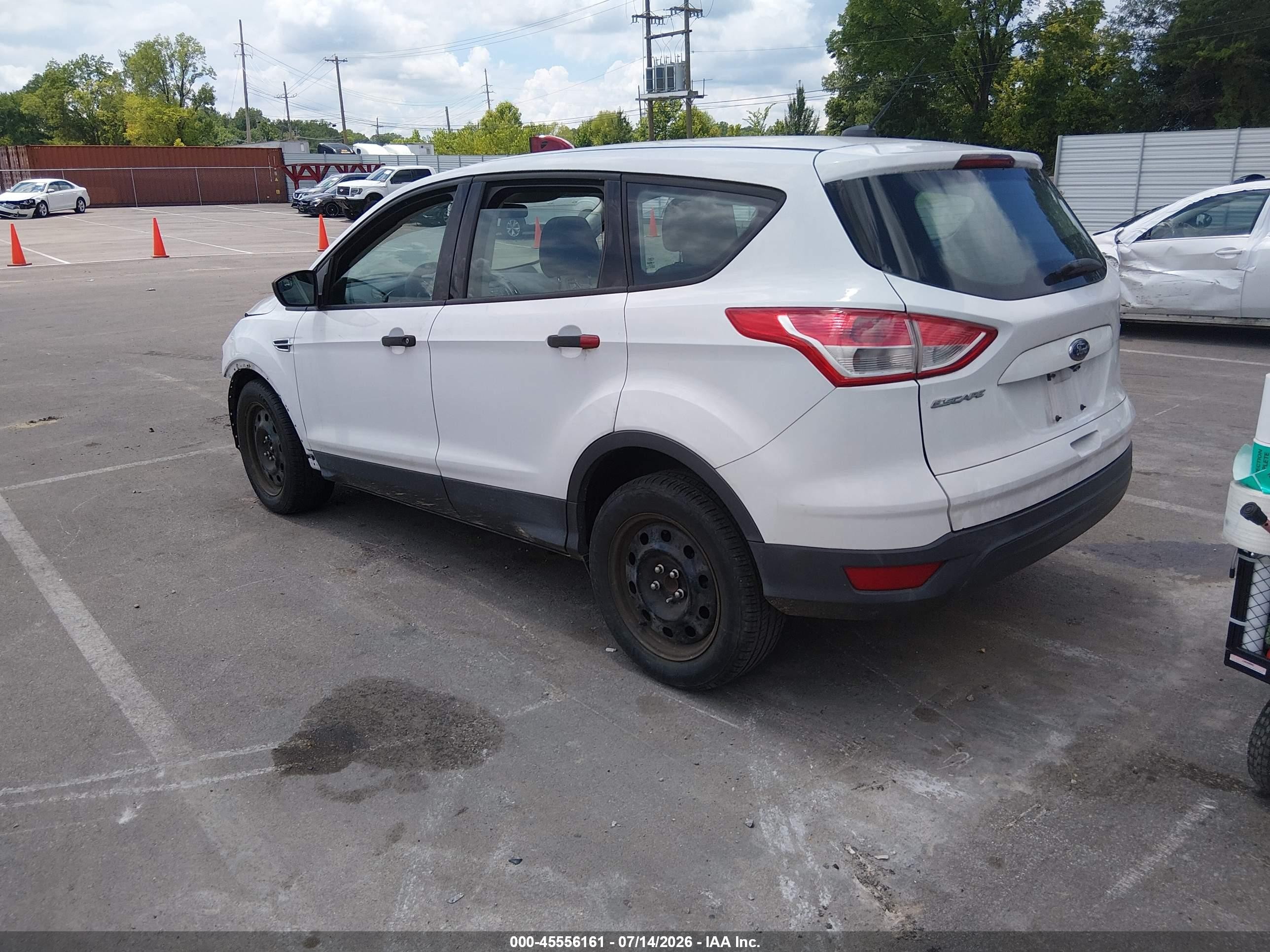 2014 Ford Escape S White vin: 1FMCU0F70EUA22582