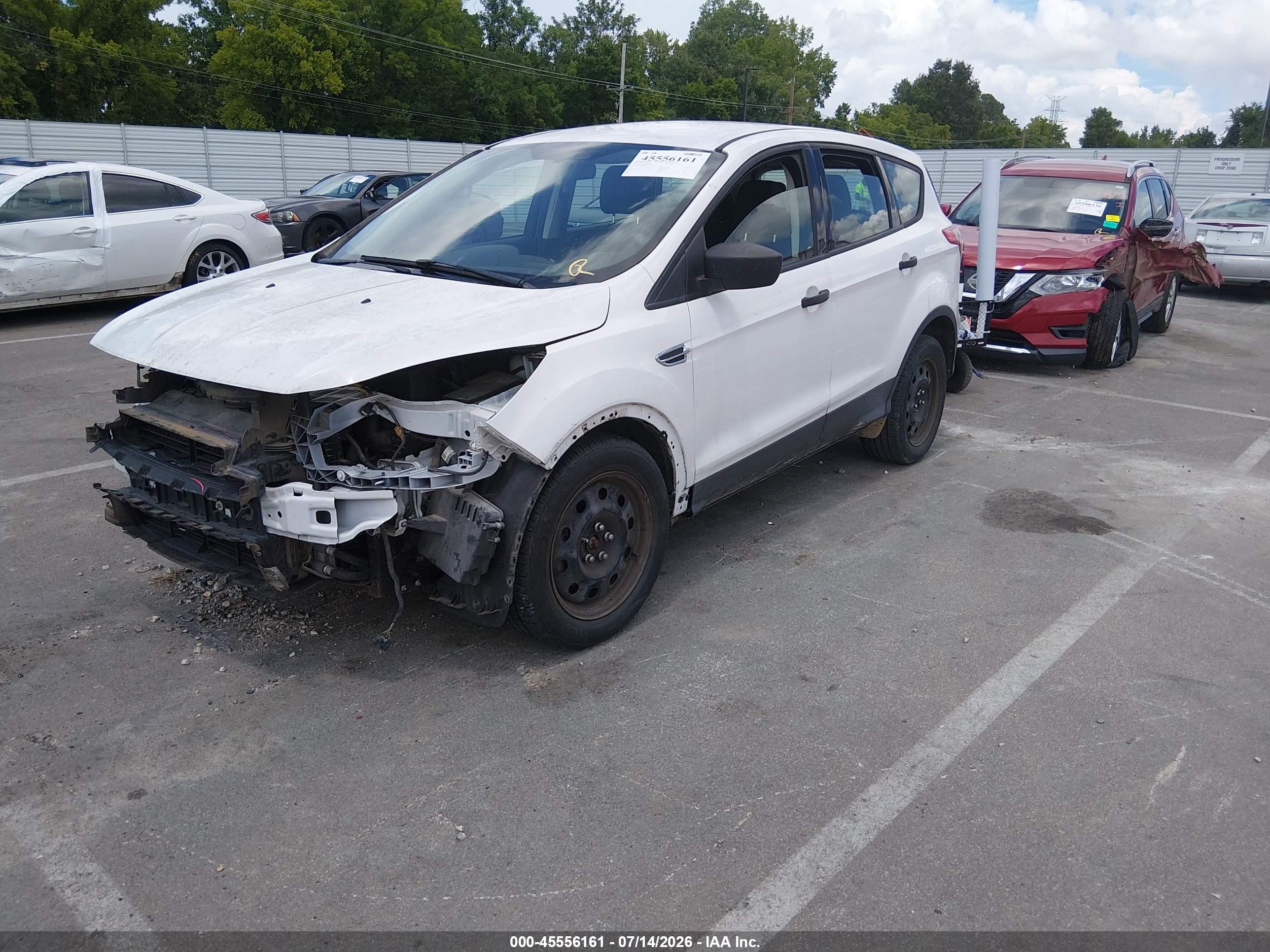 2014 Ford Escape S White vin: 1FMCU0F70EUA22582