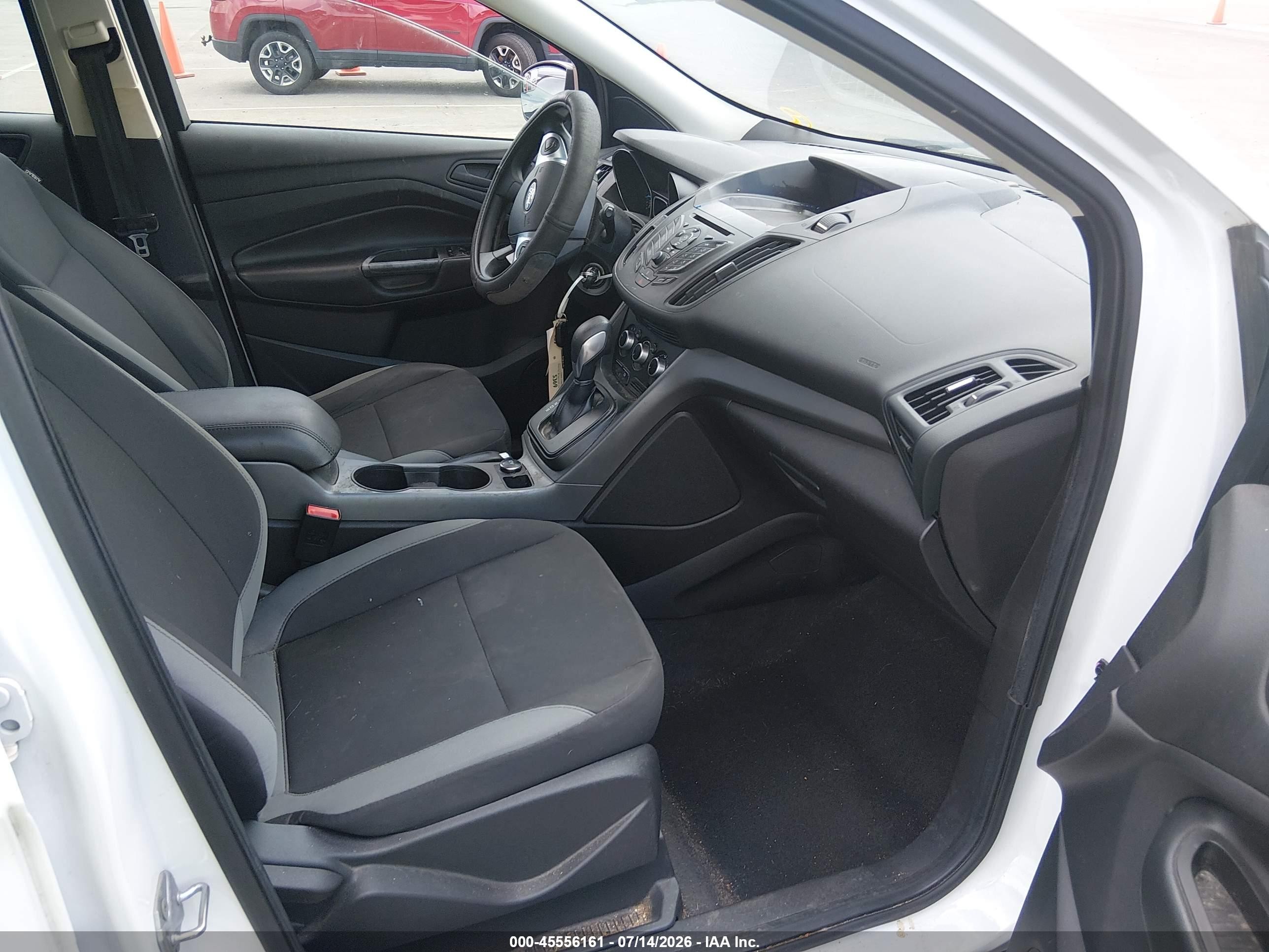 2014 Ford Escape S White vin: 1FMCU0F70EUA22582