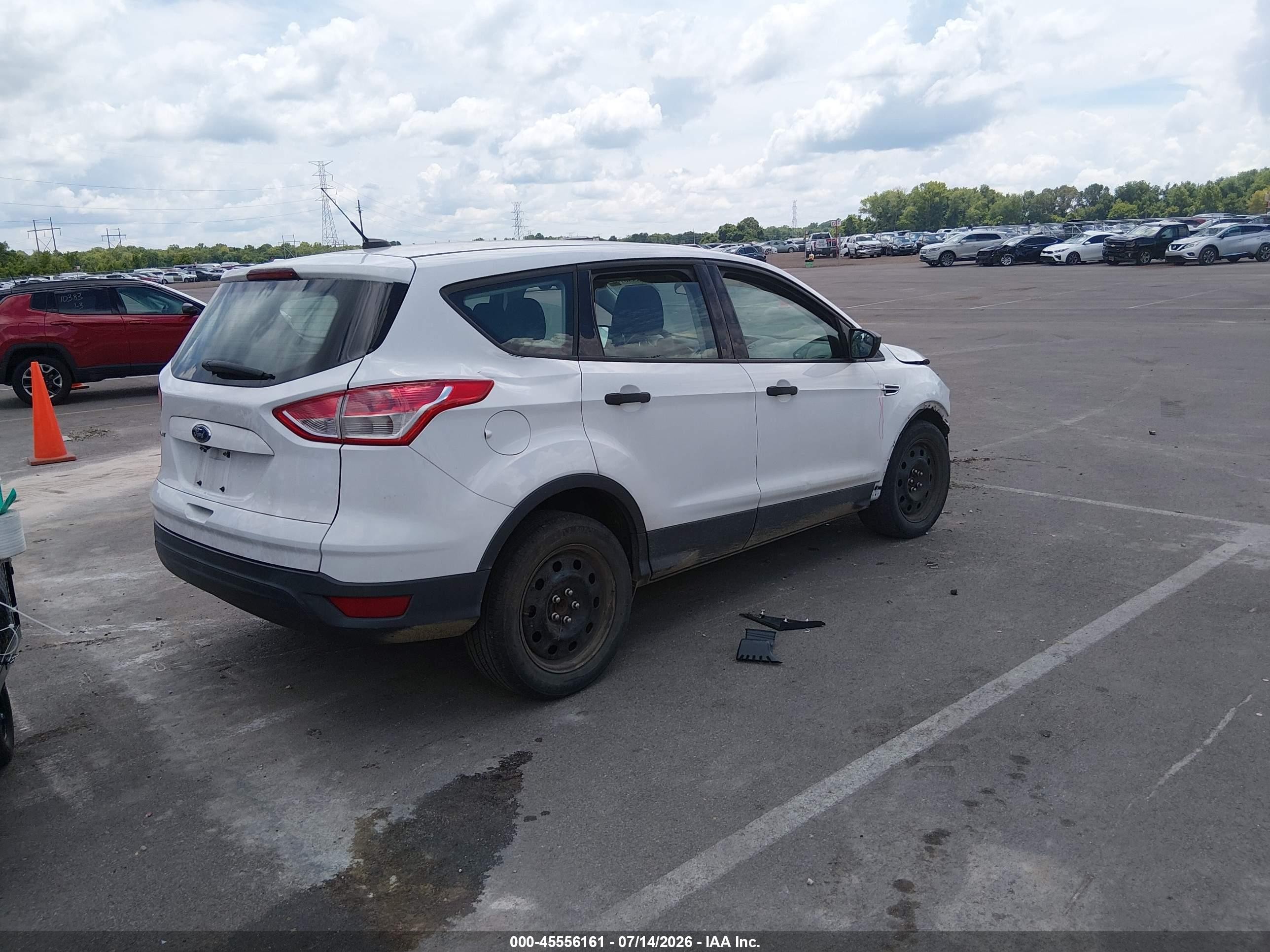 2014 Ford Escape S White vin: 1FMCU0F70EUA22582