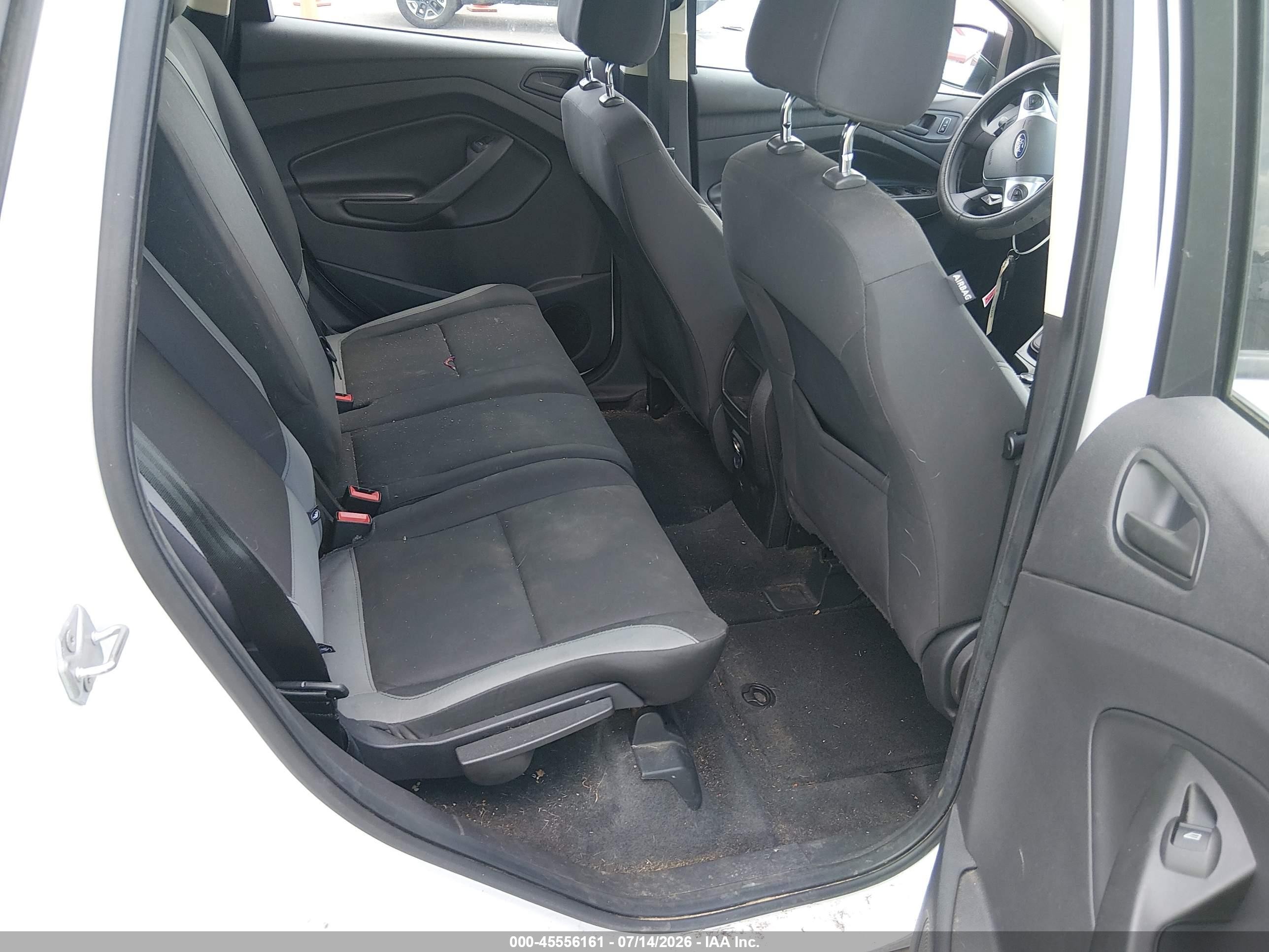 2014 Ford Escape S White vin: 1FMCU0F70EUA22582