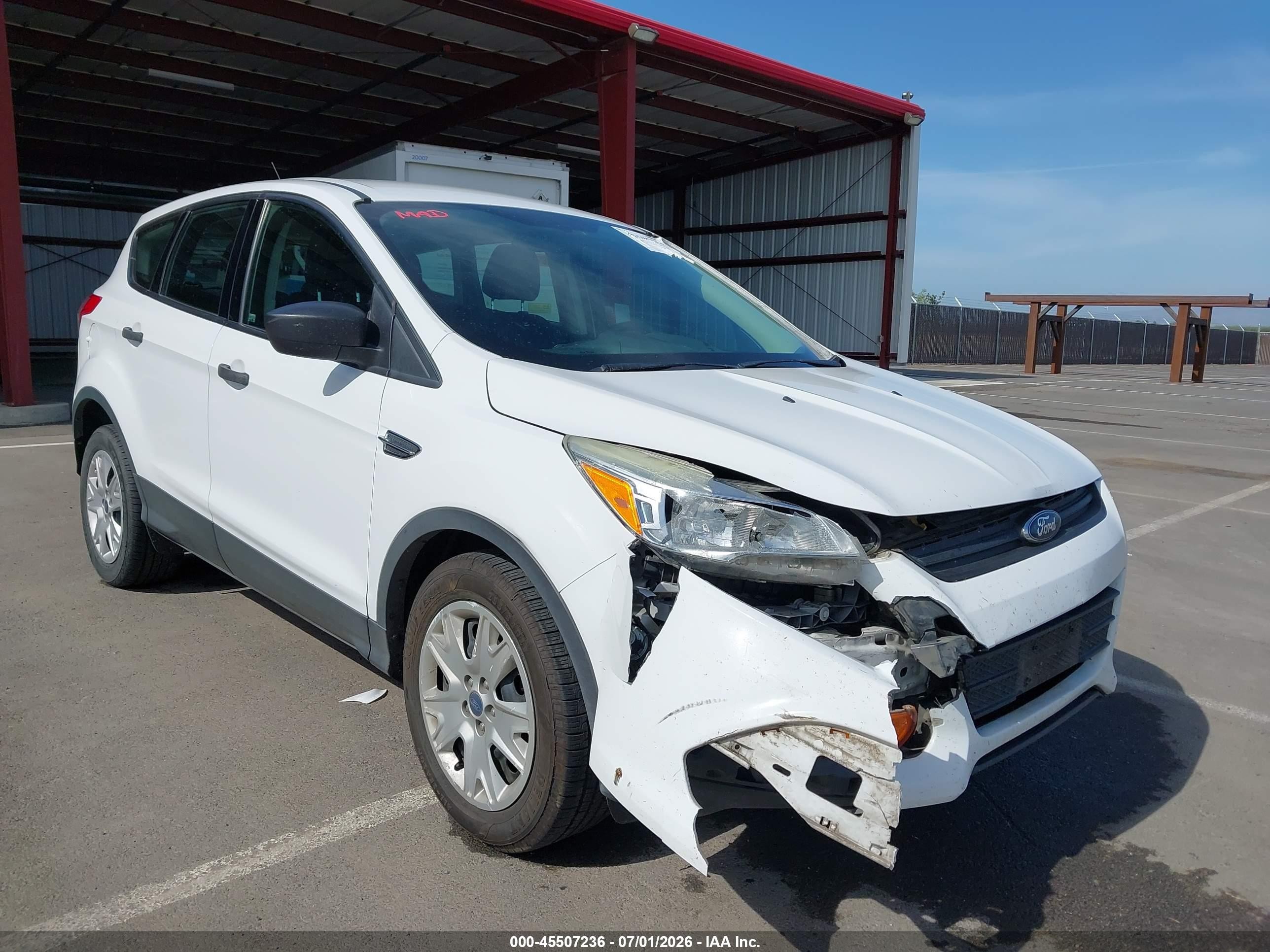2014 Ford Escape S White vin: 1FMCU0F70EUA31167