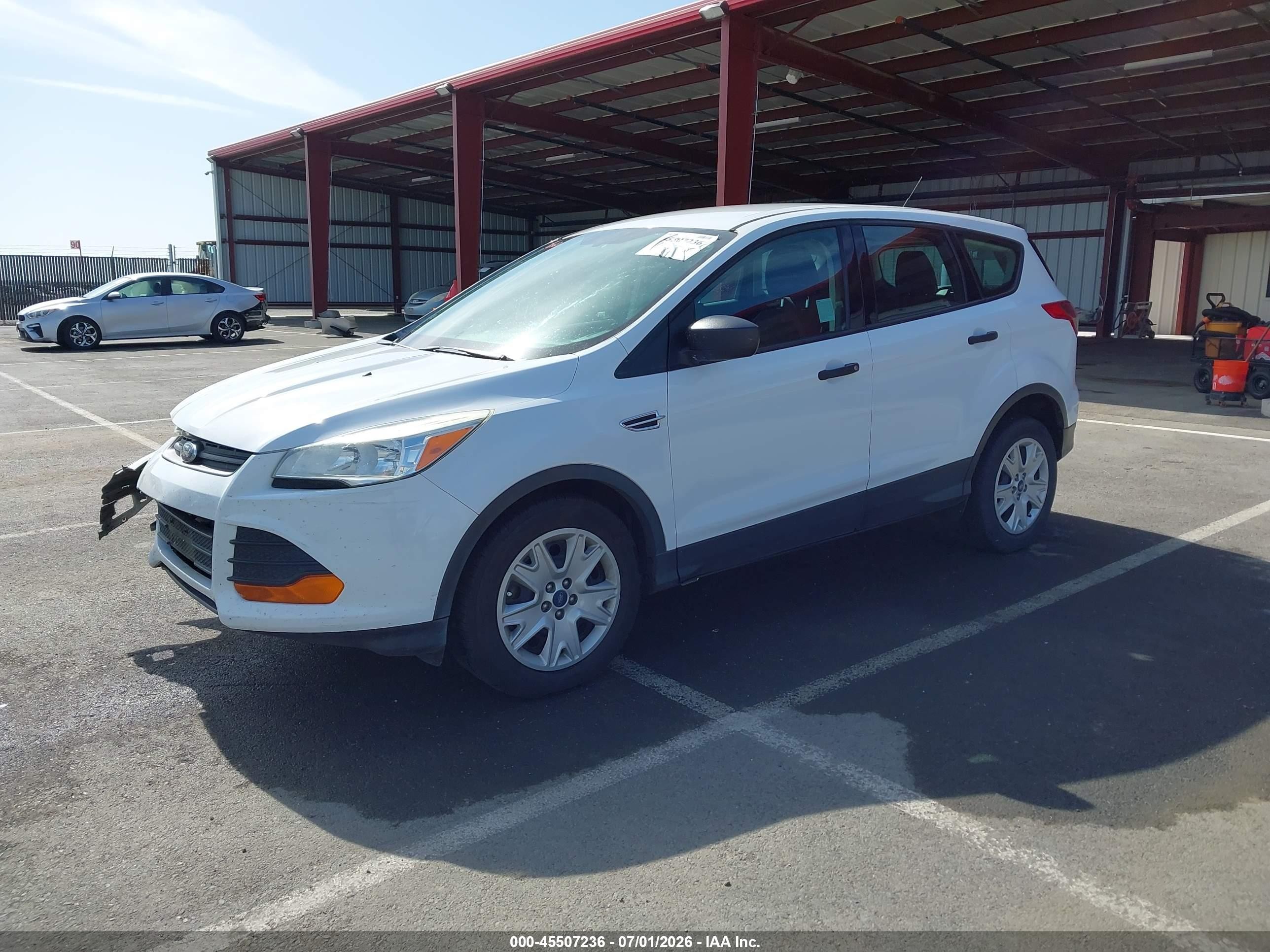 2014 Ford Escape S White vin: 1FMCU0F70EUA31167