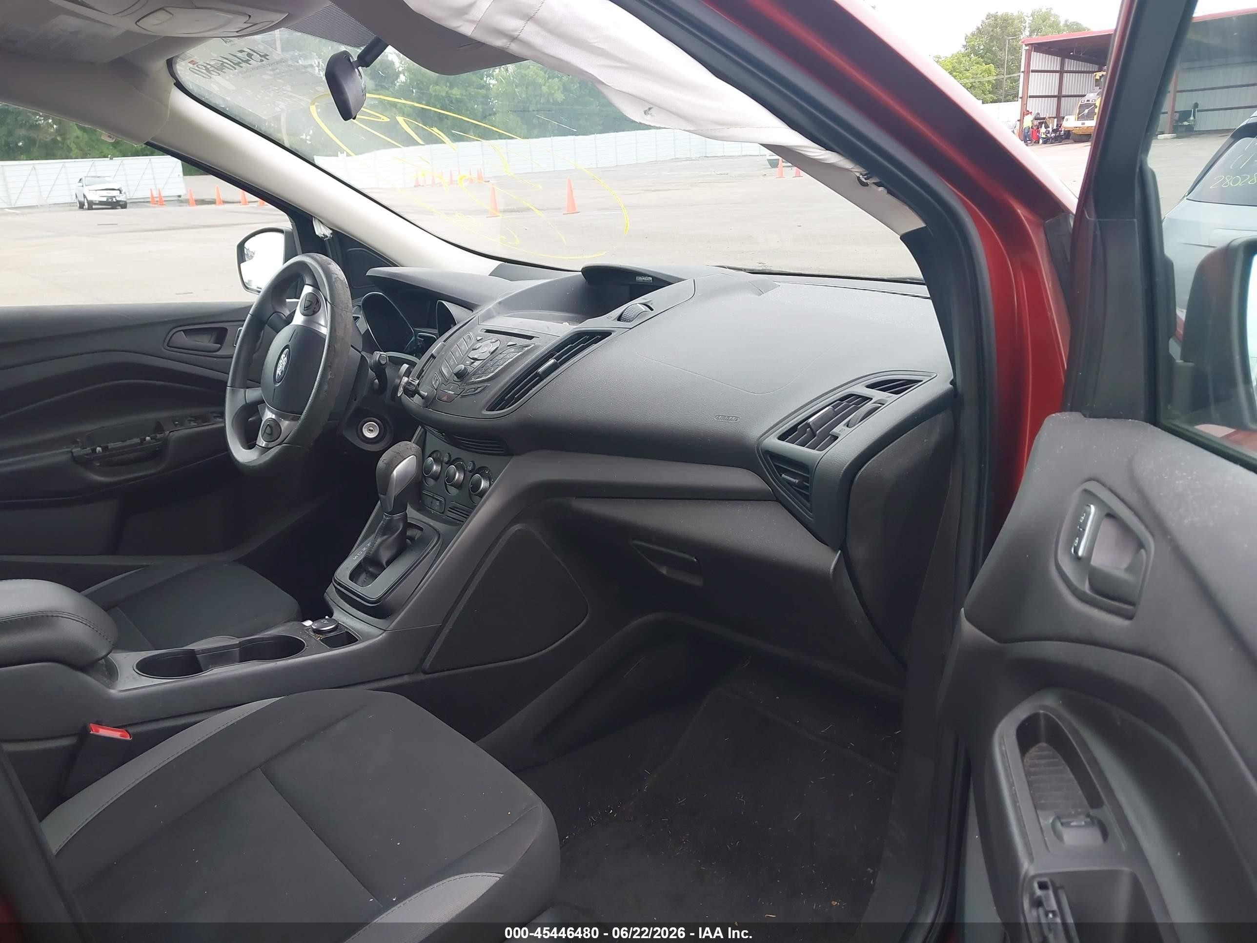 2014 Ford Escape S Burgundy vin: 1FMCU0F70EUA58224