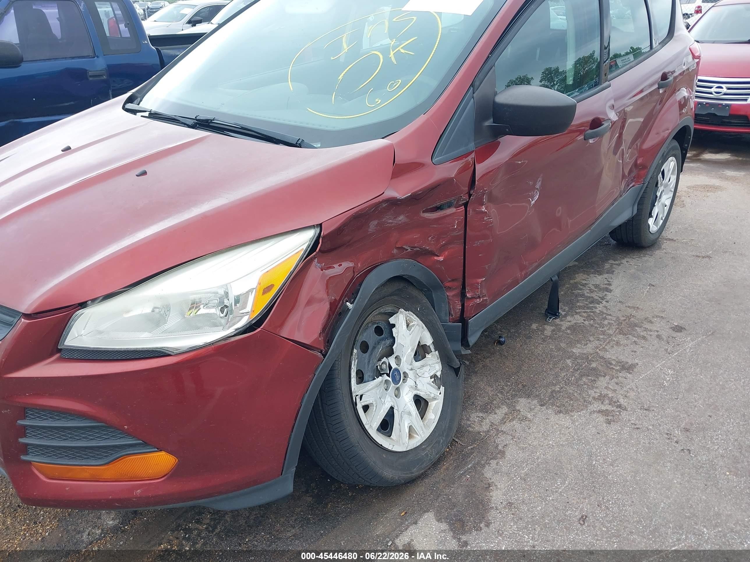 2014 Ford Escape S Burgundy vin: 1FMCU0F70EUA58224