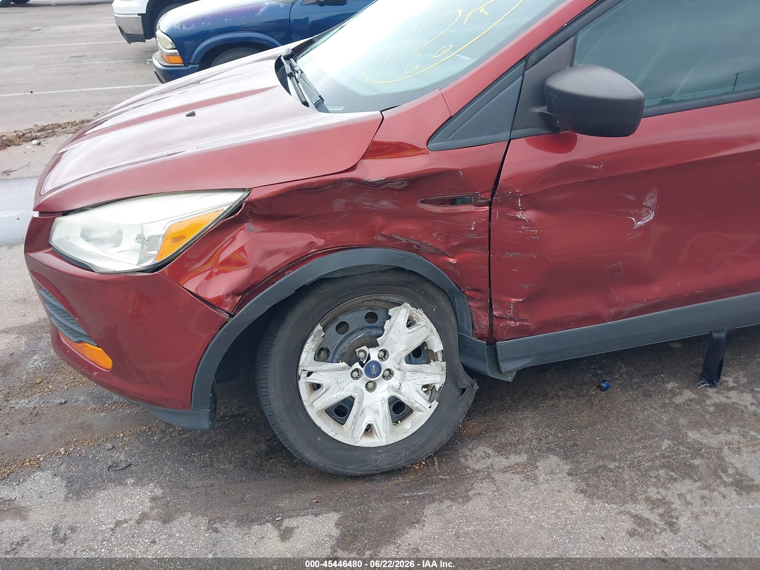 2014 Ford Escape S Burgundy vin: 1FMCU0F70EUA58224