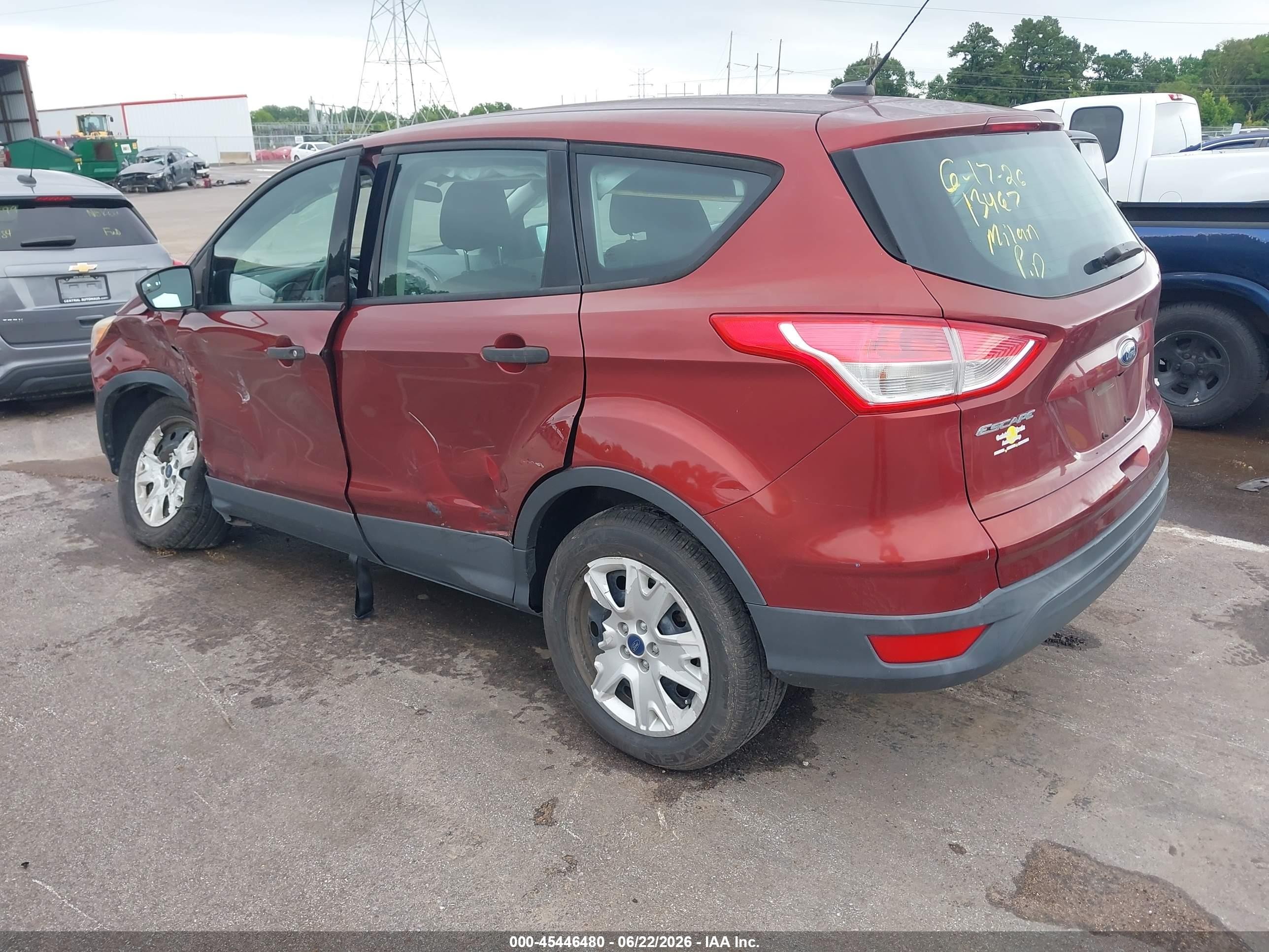 2014 Ford Escape S Burgundy vin: 1FMCU0F70EUA58224