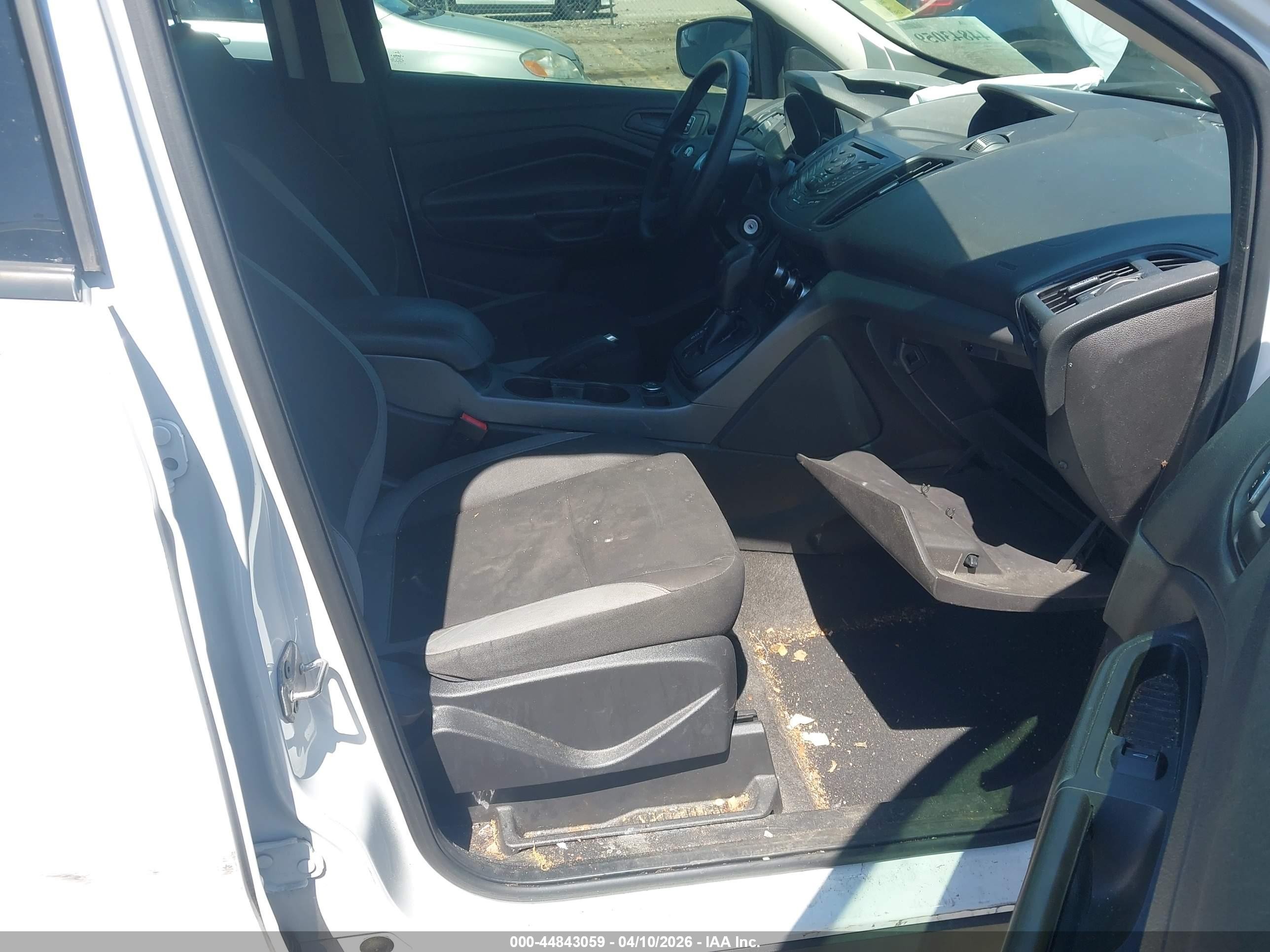 2014 Ford Escape S White vin: 1FMCU0F70EUA89893