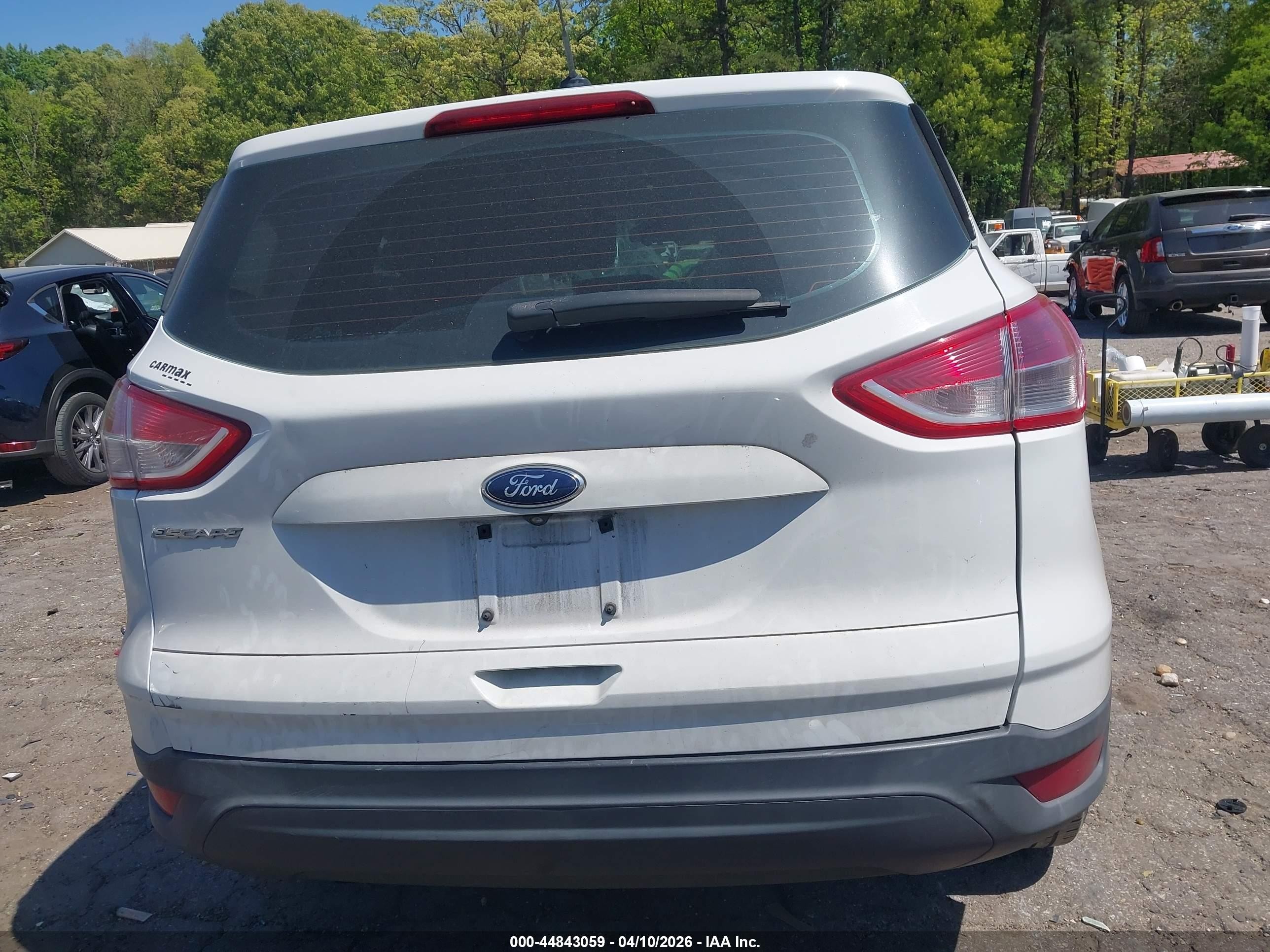 2014 Ford Escape S White vin: 1FMCU0F70EUA89893