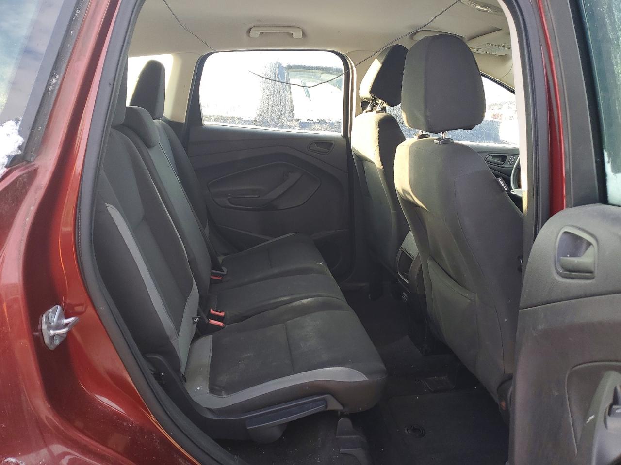 2014 Ford Escape S Red vin: 1FMCU0F70EUB91338