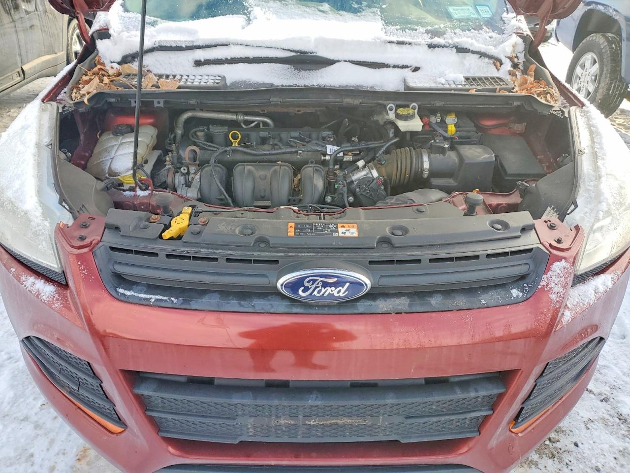 2014 Ford Escape S Red vin: 1FMCU0F70EUB91338