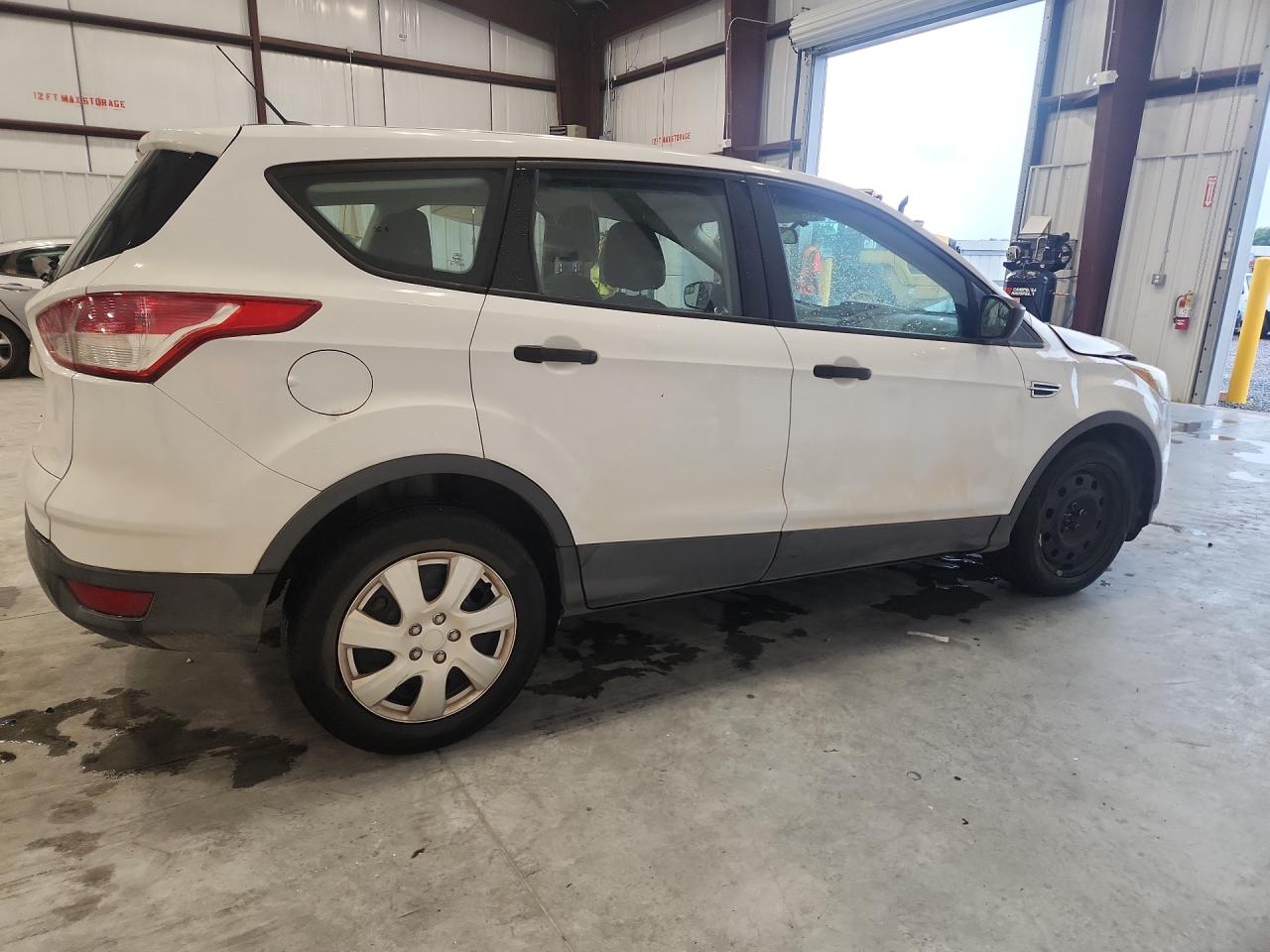 2014 Ford Escape S White vin: 1FMCU0F70EUC16979