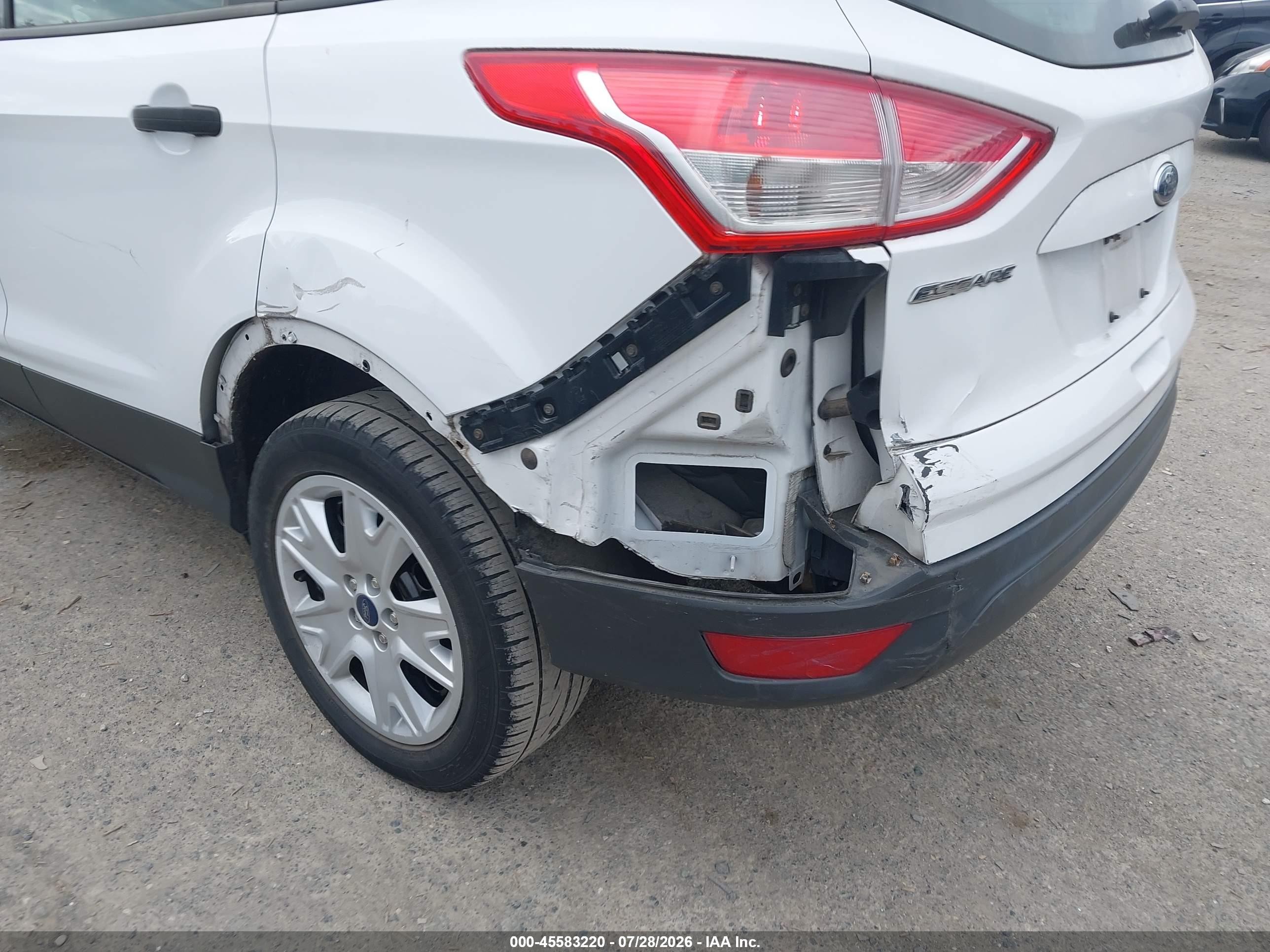 2014 Ford Escape S White vin: 1FMCU0F70EUC68998
