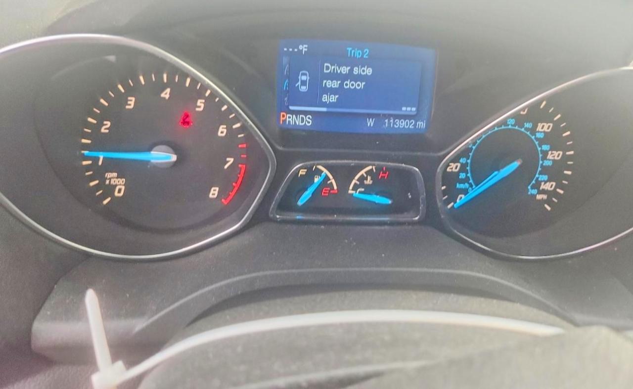 2014 Ford Escape S White vin: 1FMCU0F70EUC75305