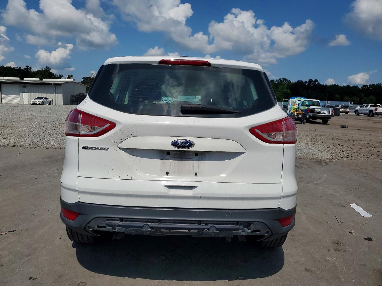 2014 Ford Escape S White vin: 1FMCU0F70EUD94228