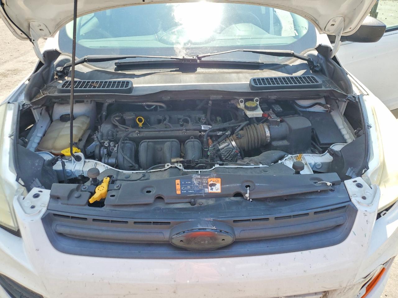 2014 Ford Escape S White vin: 1FMCU0F70EUD94228