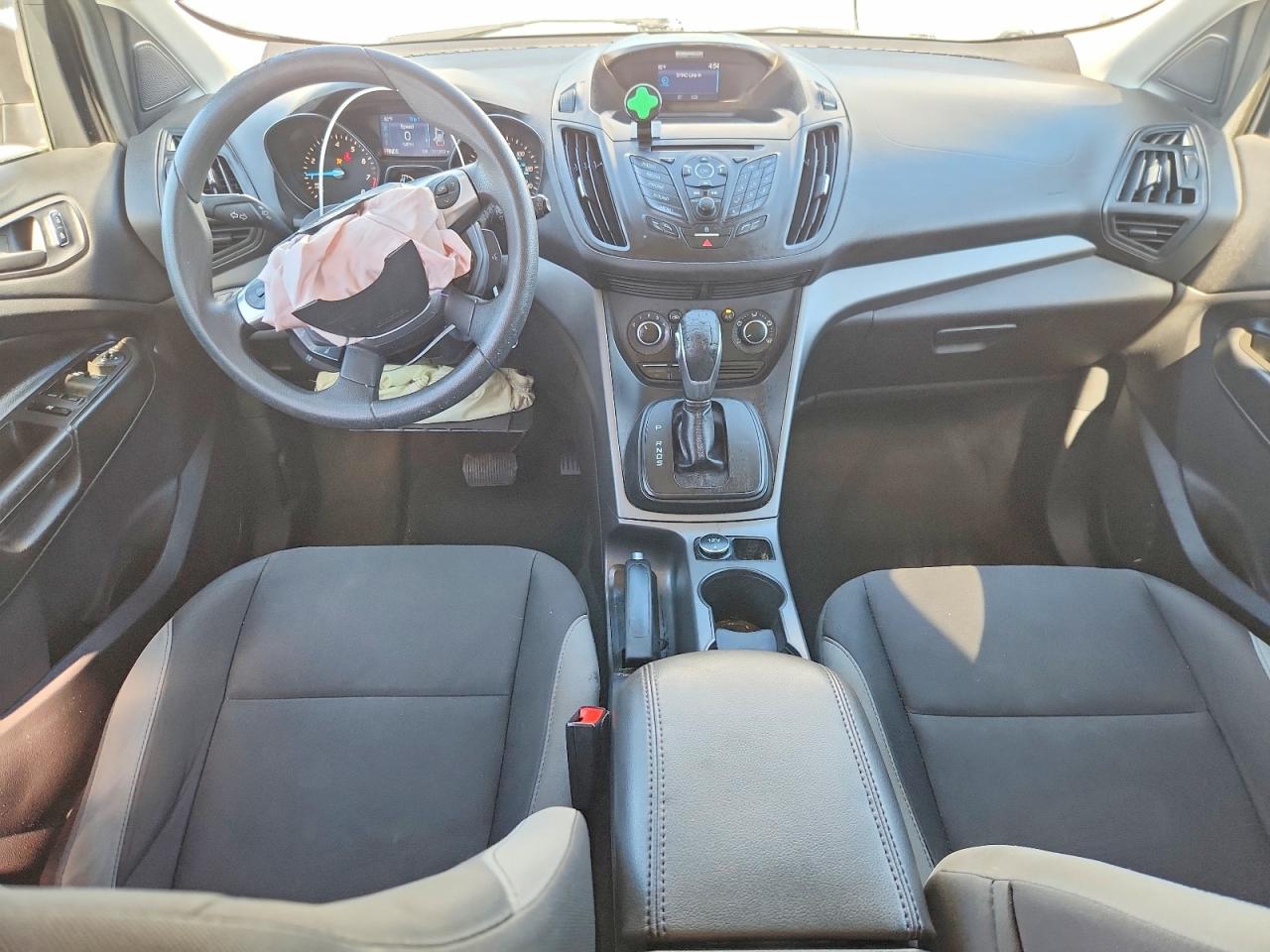 2014 Ford Escape S White vin: 1FMCU0F70EUE06510