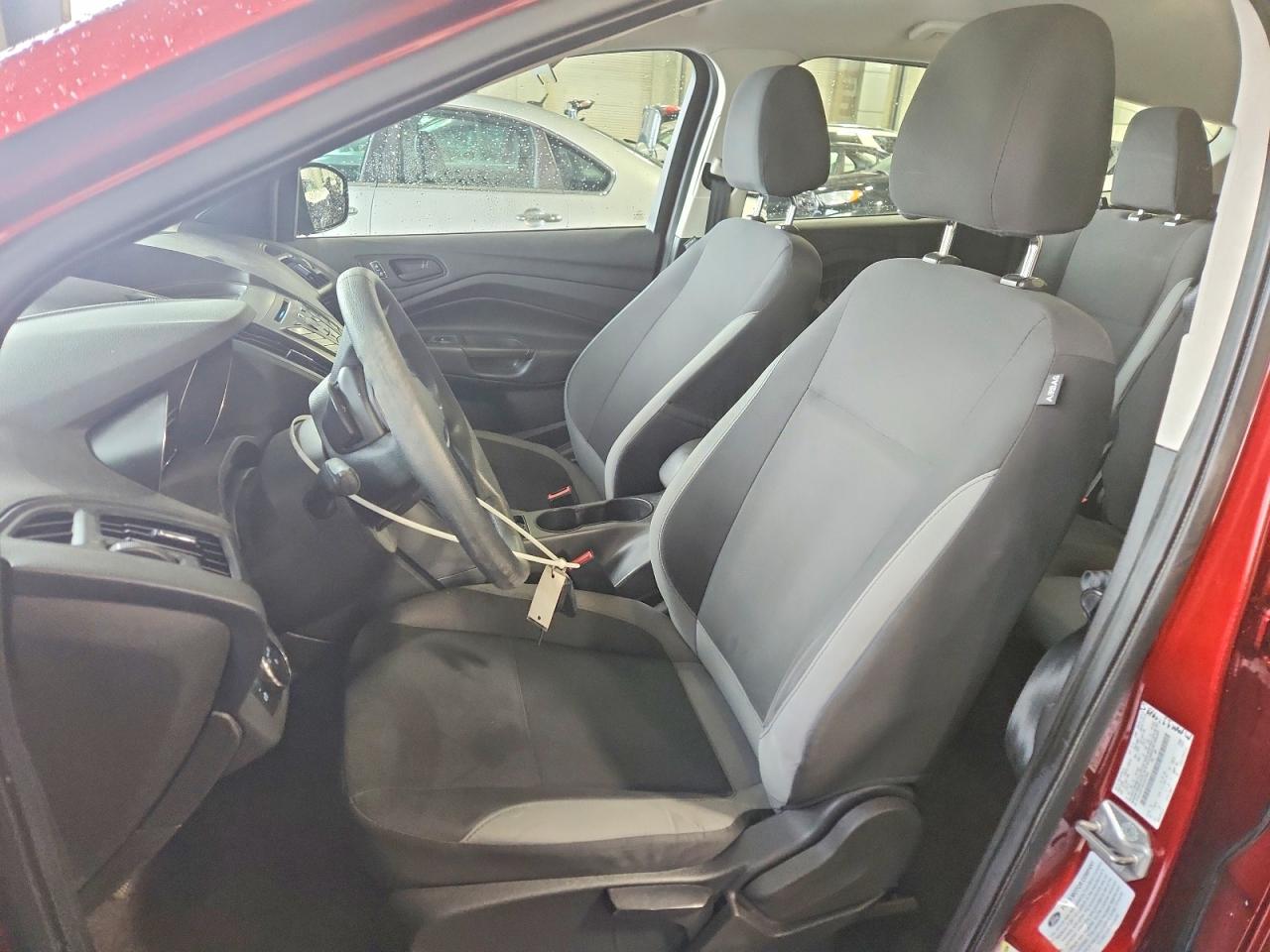 2014 Ford Escape S Темно-бордовый vin: 1FMCU0F70EUE07205