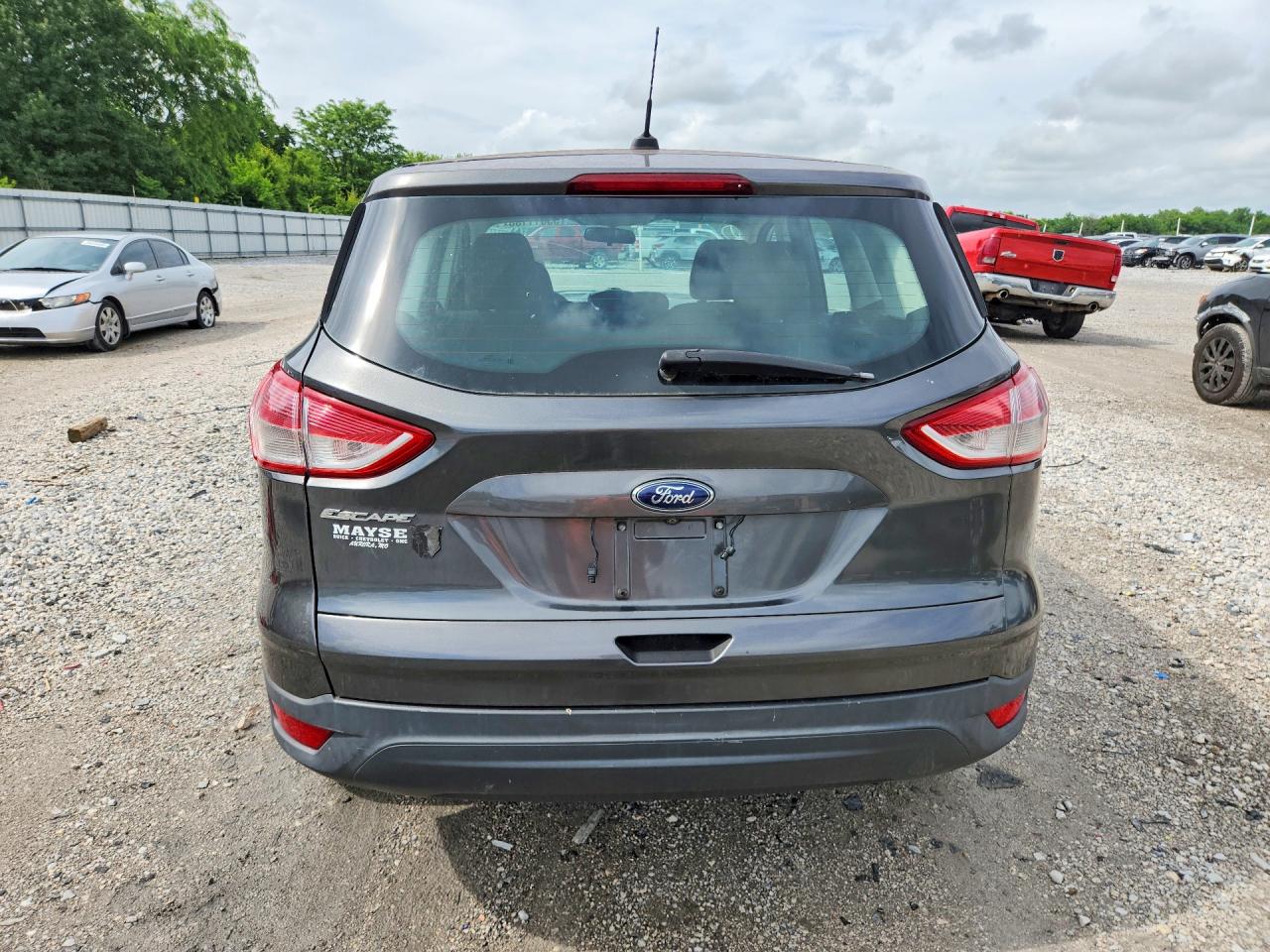 2015 Ford Escape S Серый vin: 1FMCU0F70FUA04620