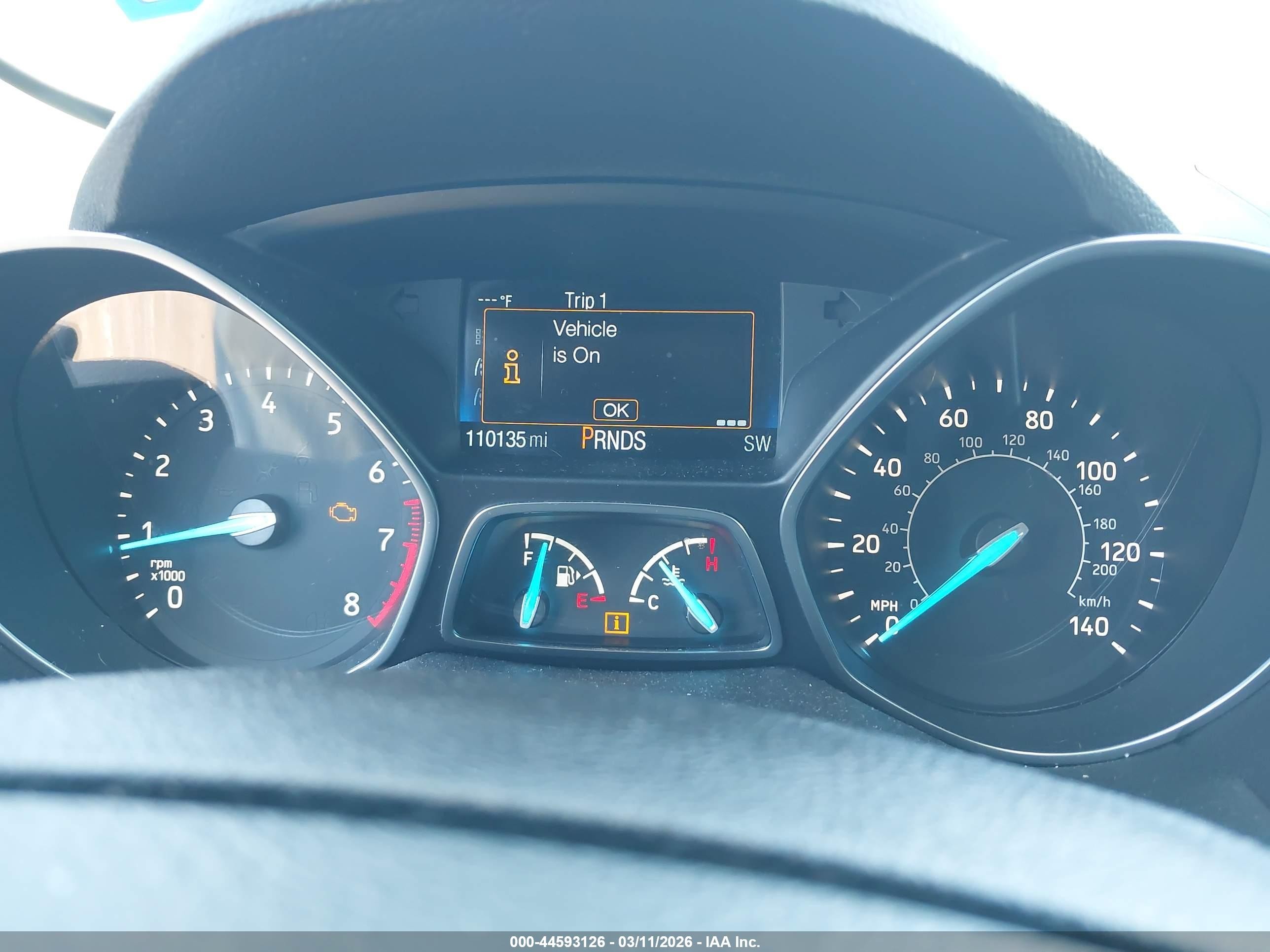 2018 Ford Escape S Белый vin: 1FMCU0F70JUA22253