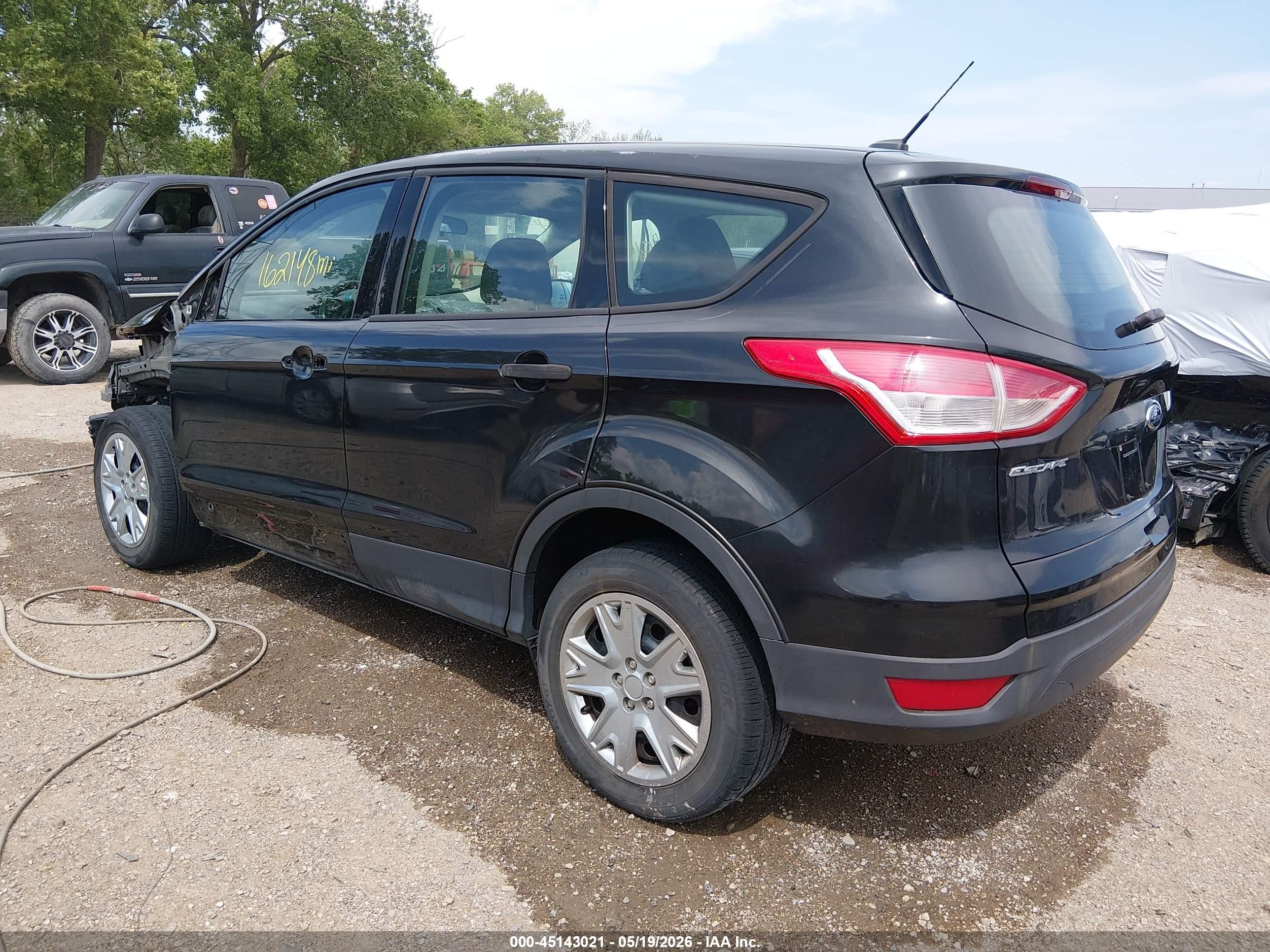 2013 Ford Escape S Black vin: 1FMCU0F71DUA77217