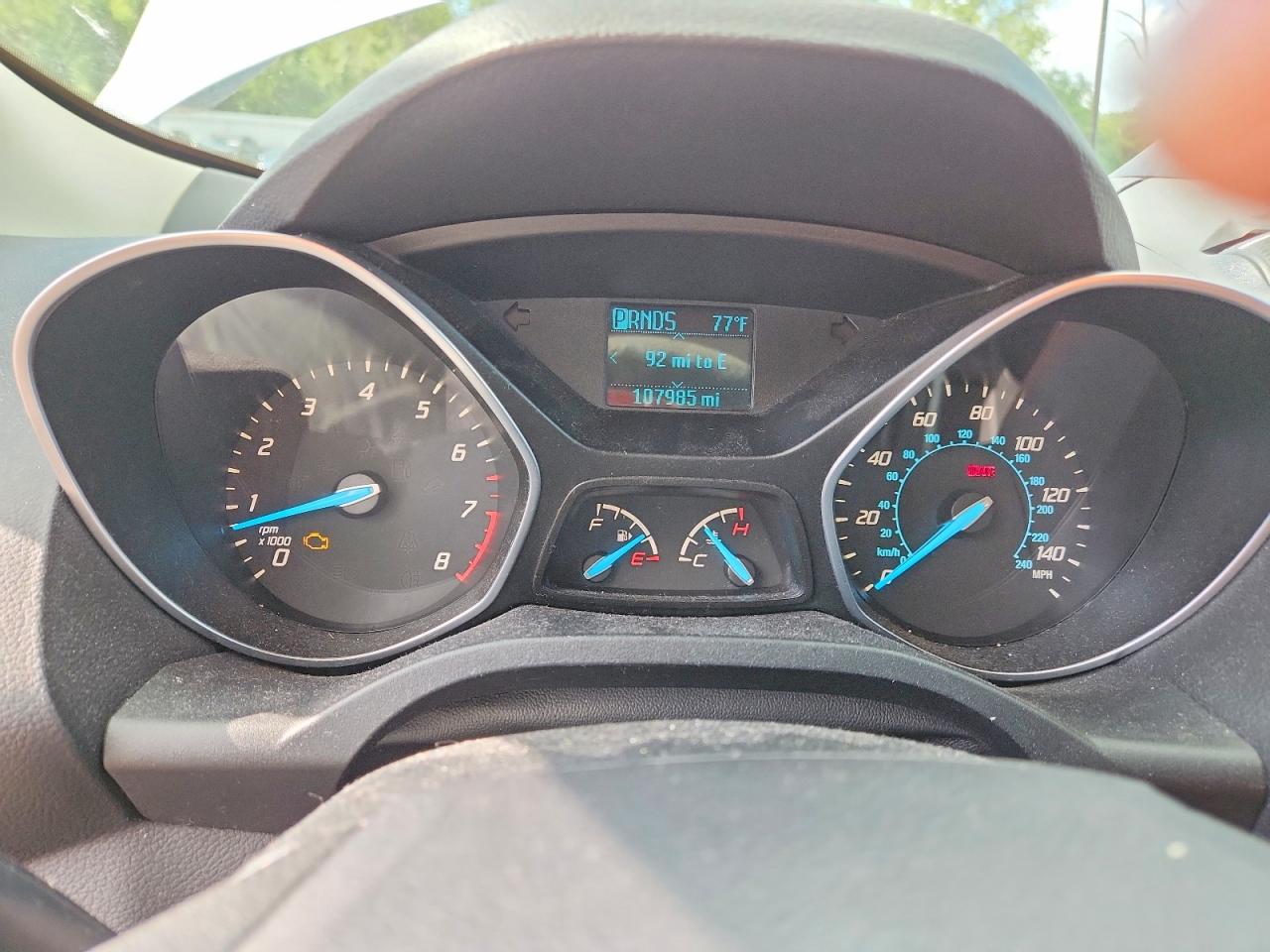 2013 Ford Escape S White vin: 1FMCU0F71DUD50320