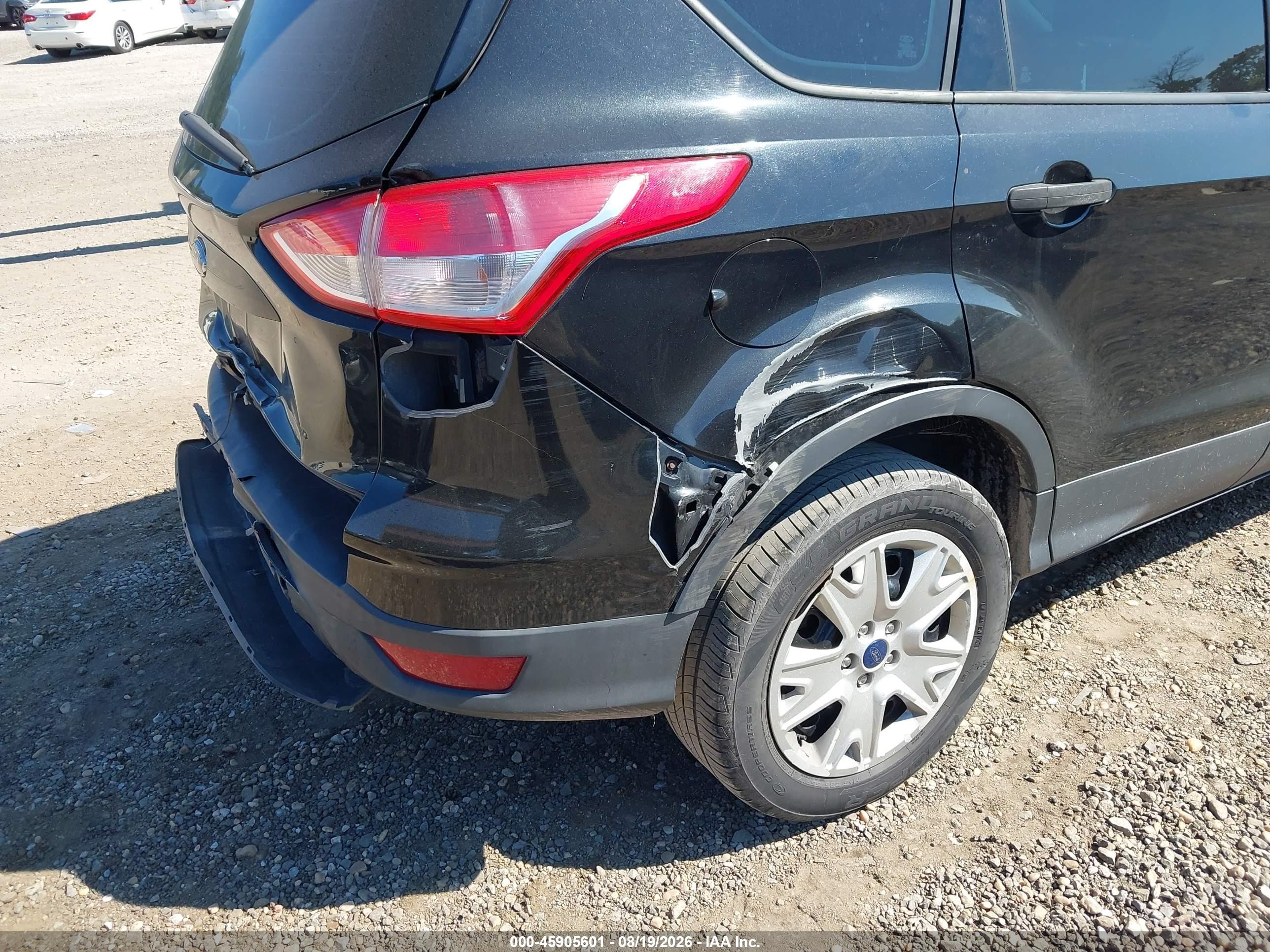 2014 Ford Escape S Черный vin: 1FMCU0F71EUA10103