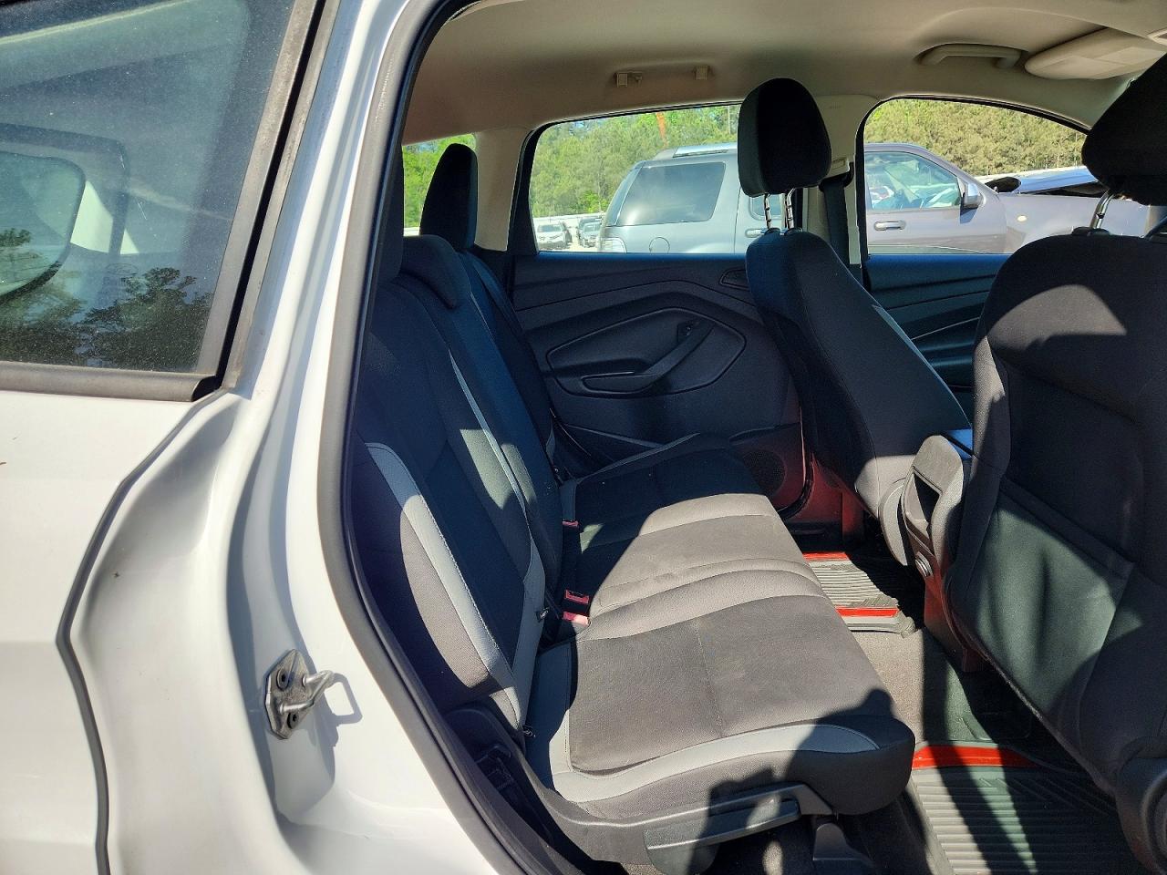 2014 Ford Escape S White vin: 1FMCU0F71EUB22075