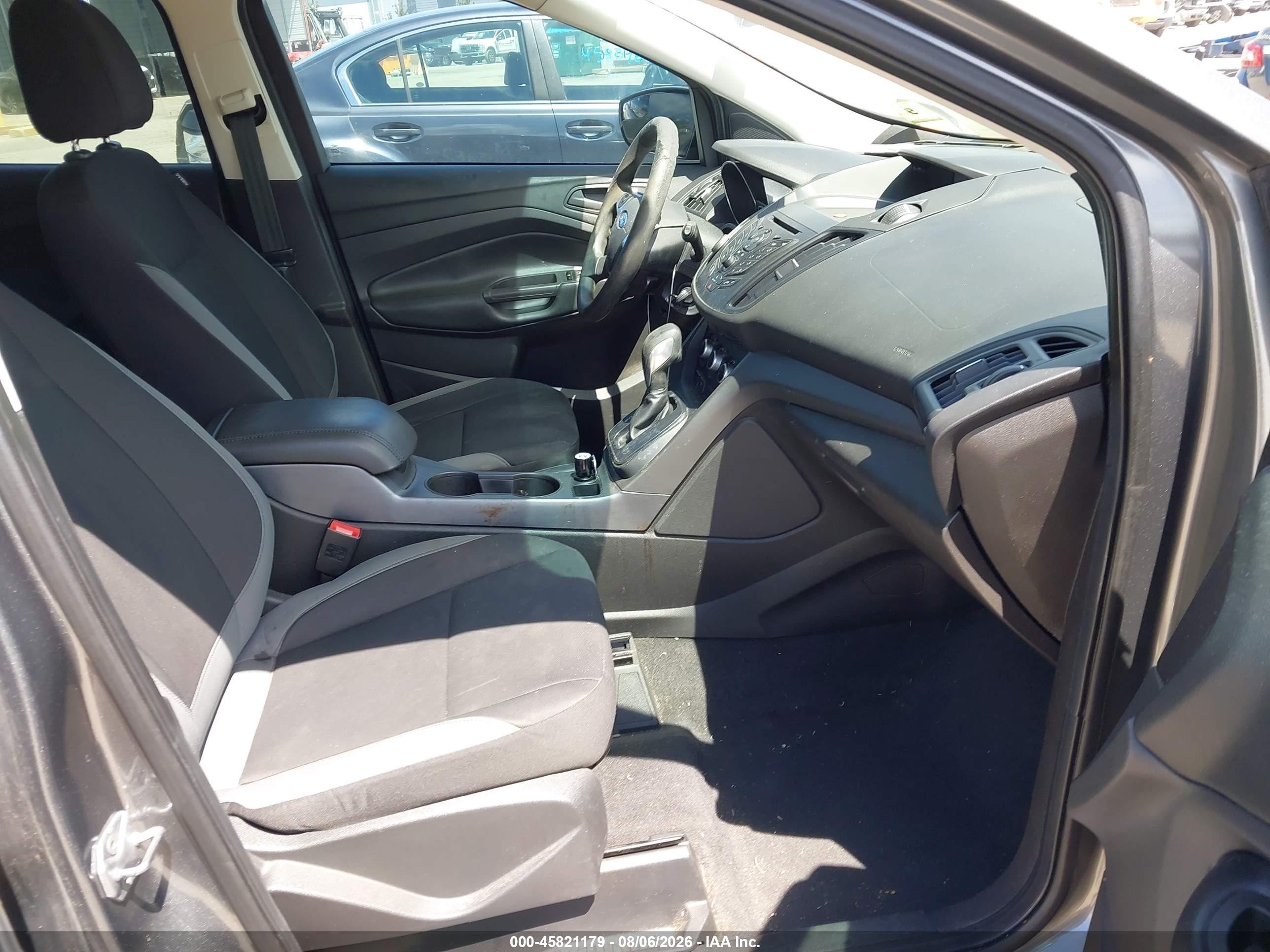 2014 Ford Escape S Серый vin: 1FMCU0F71EUB55903