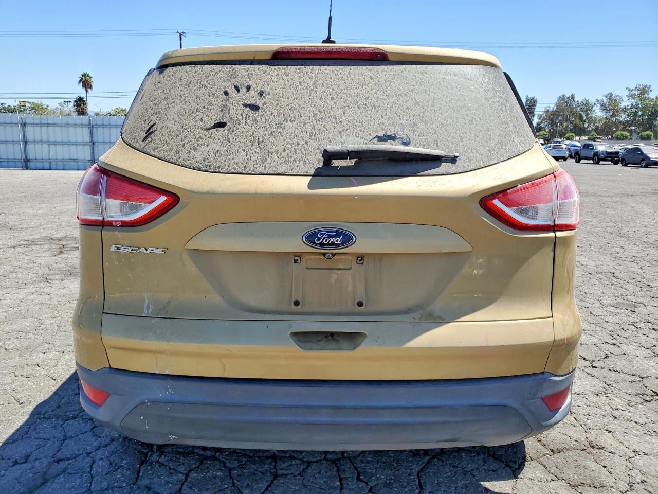 2014 Ford Escape S Gold vin: 1FMCU0F71EUC68699