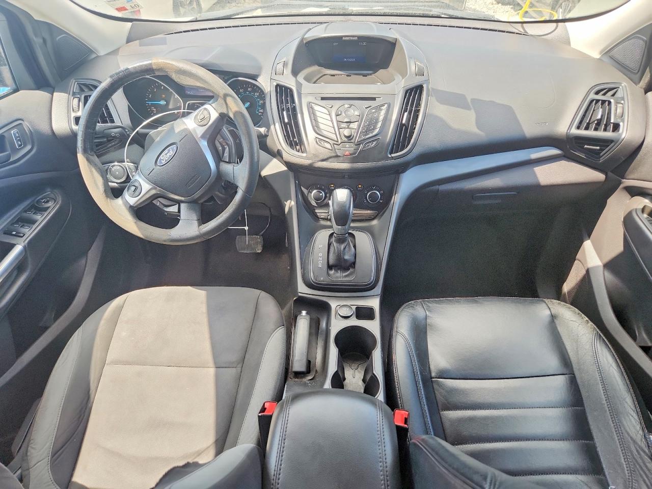 2014 Ford Escape Белый vin: 1FMCU0F71EUD06352