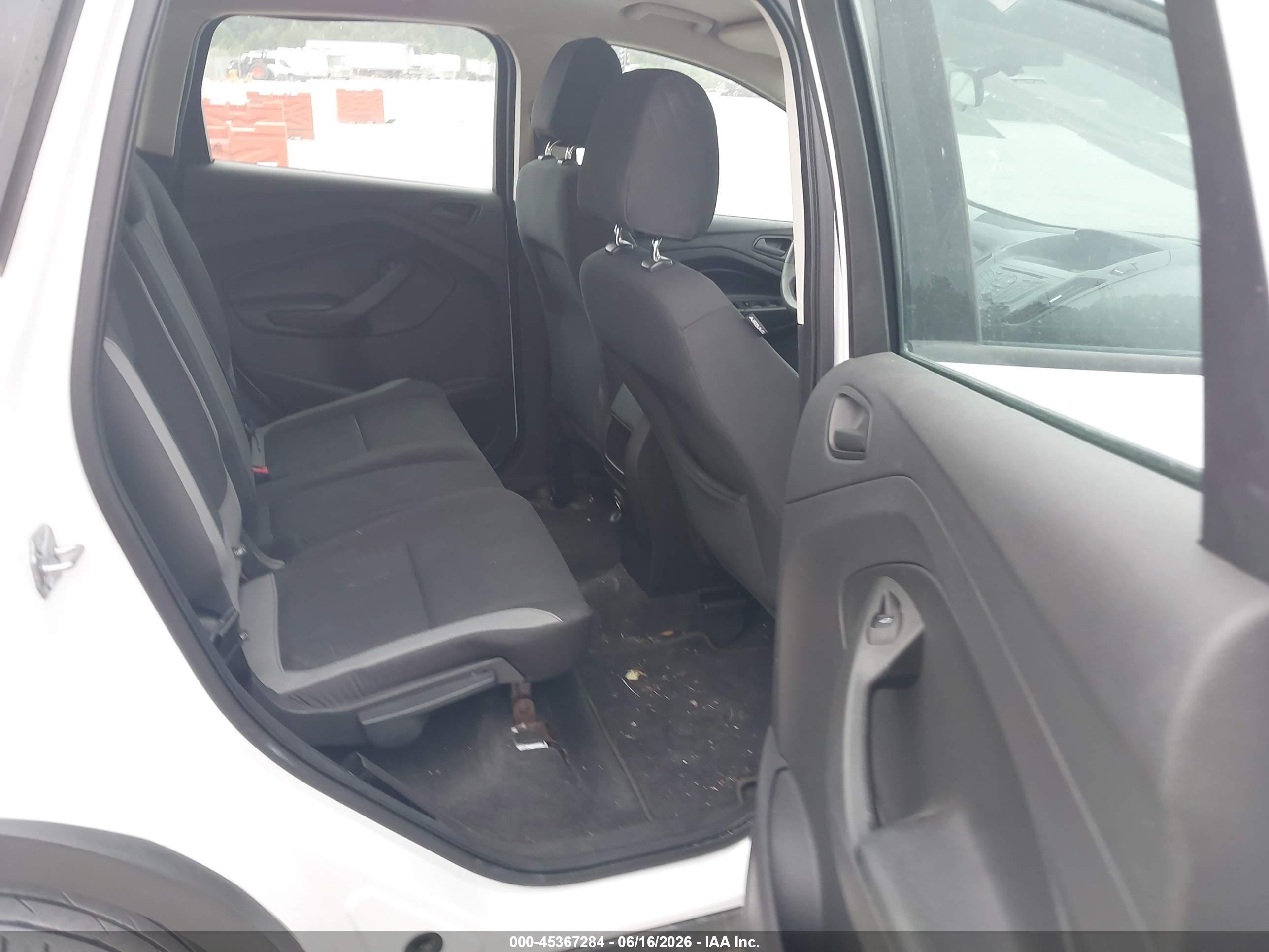 2014 Ford Escape S White vin: 1FMCU0F71EUD09977
