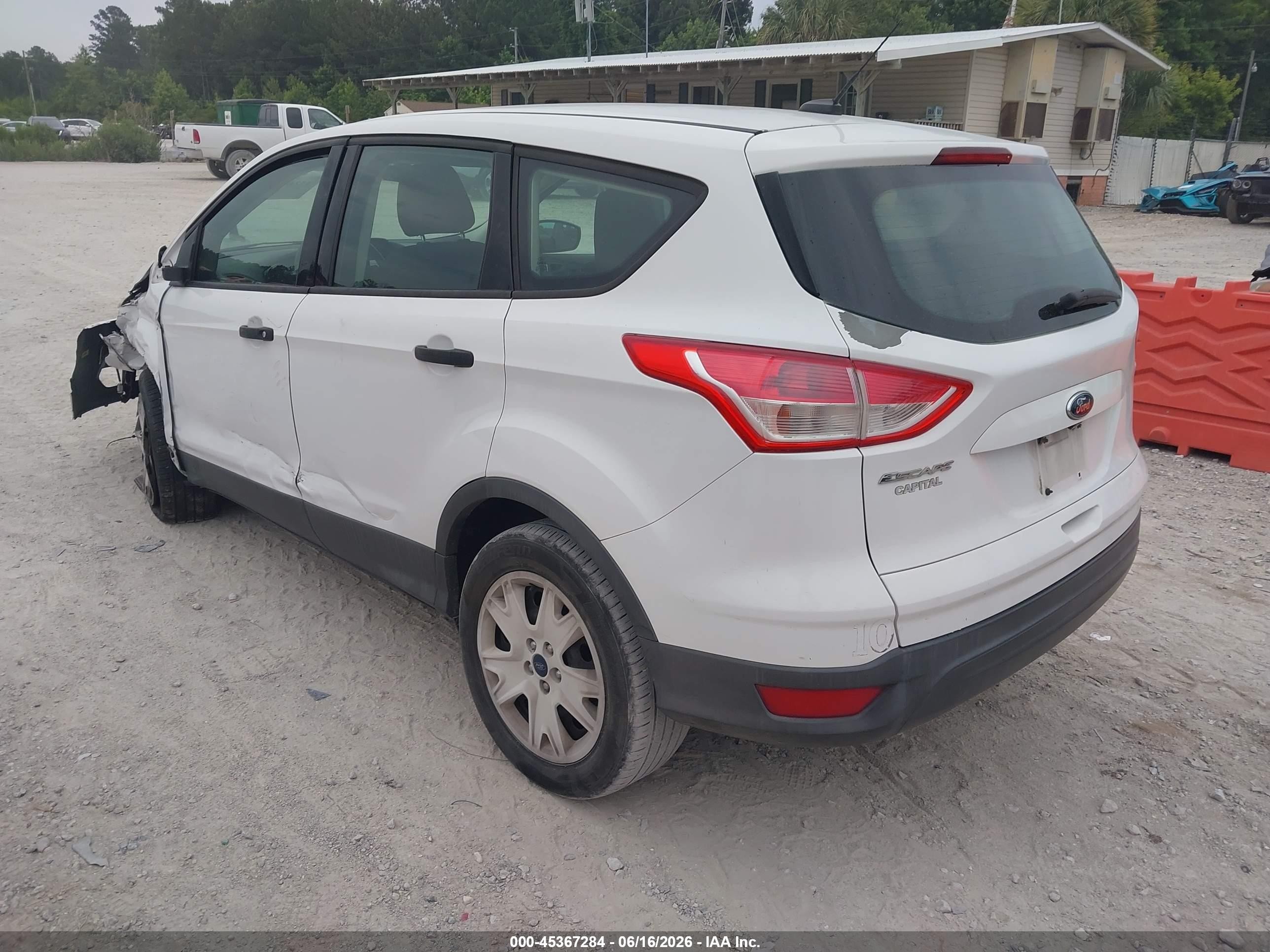 2014 Ford Escape S White vin: 1FMCU0F71EUD09977