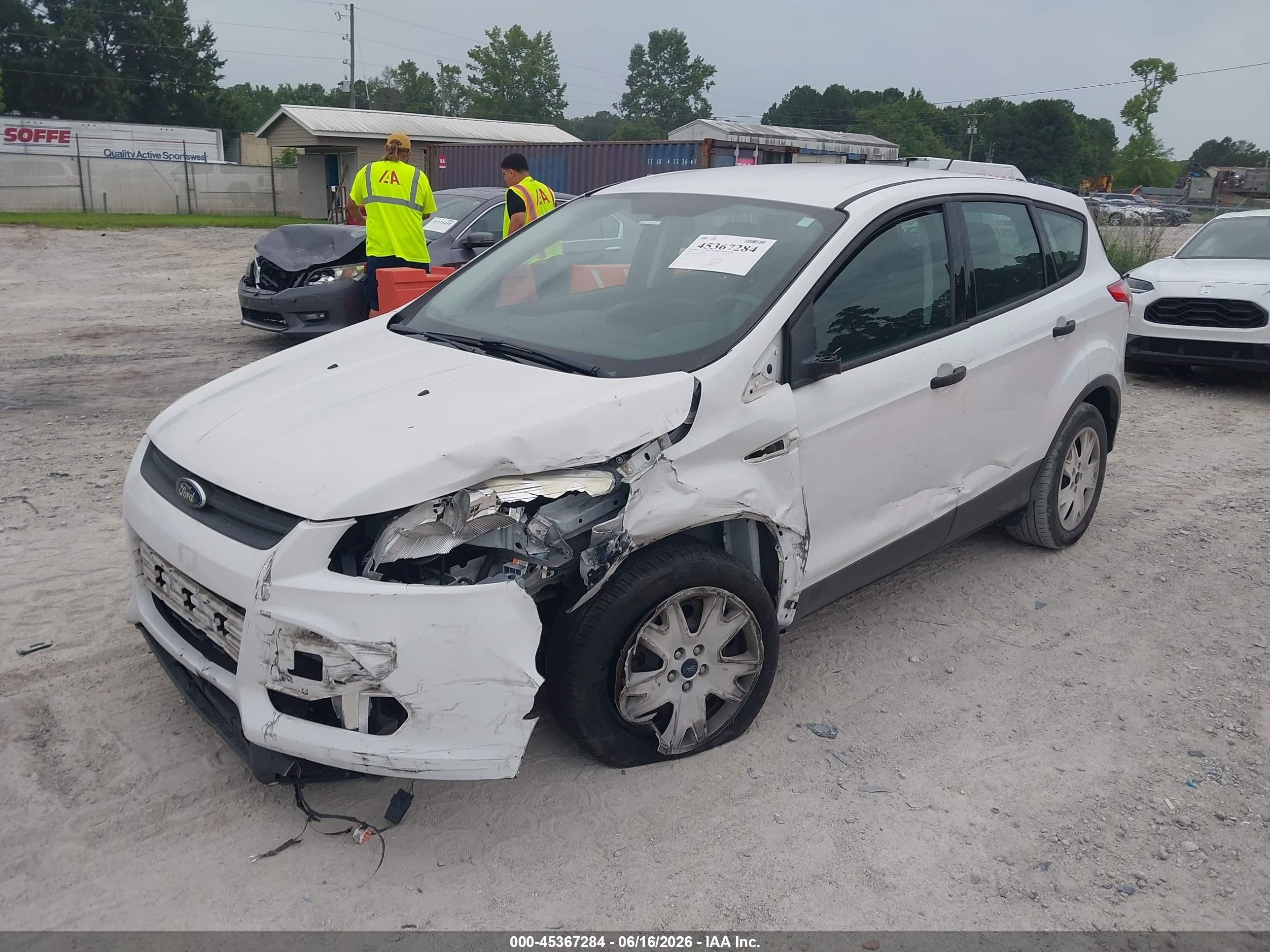 2014 Ford Escape S White vin: 1FMCU0F71EUD09977