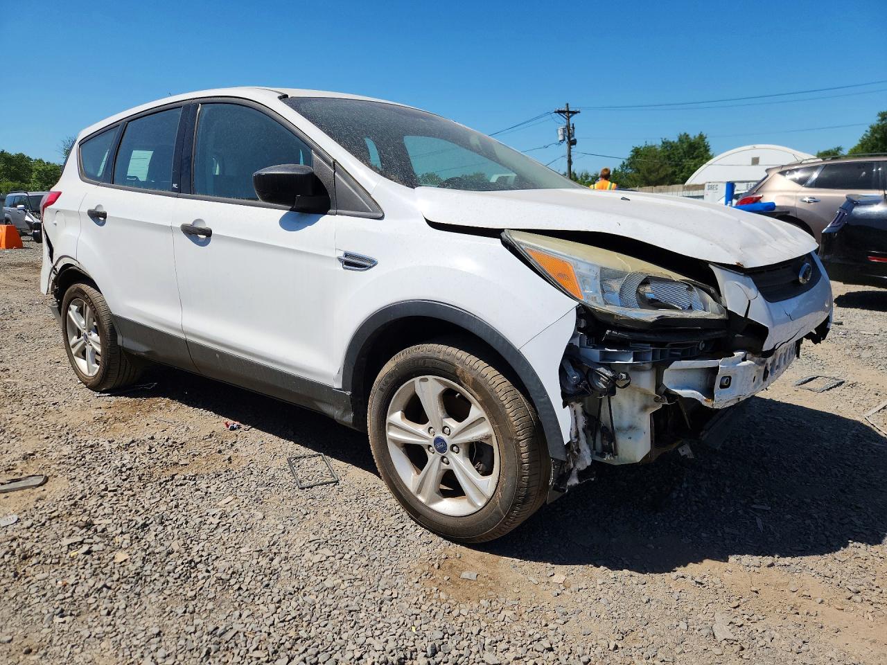 2014 Ford Escape S White vin: 1FMCU0F71EUE54663