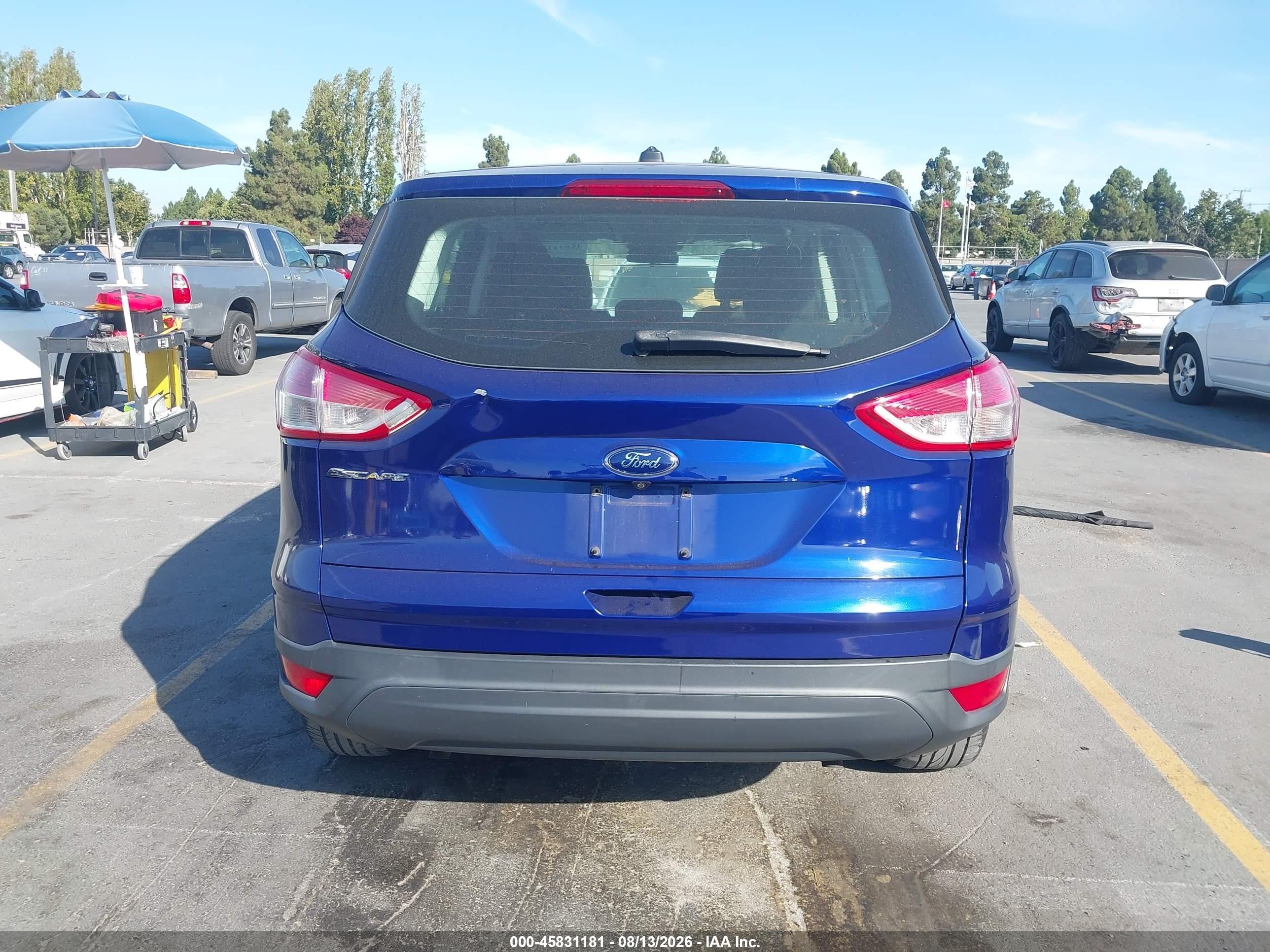 2015 Ford Escape S Blue vin: 1FMCU0F71FUA36864