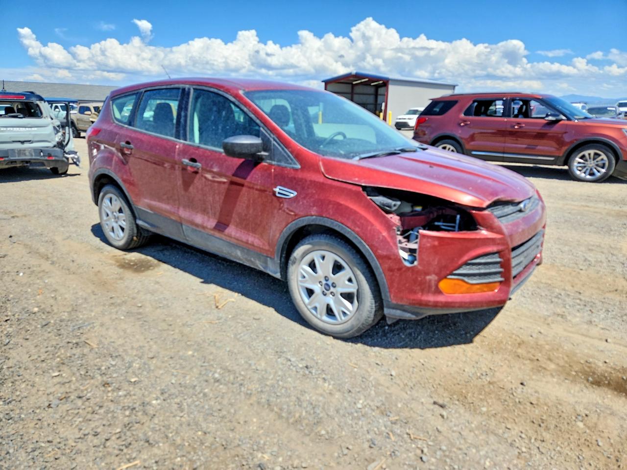 2015 Ford Escape S Red vin: 1FMCU0F71FUB28315