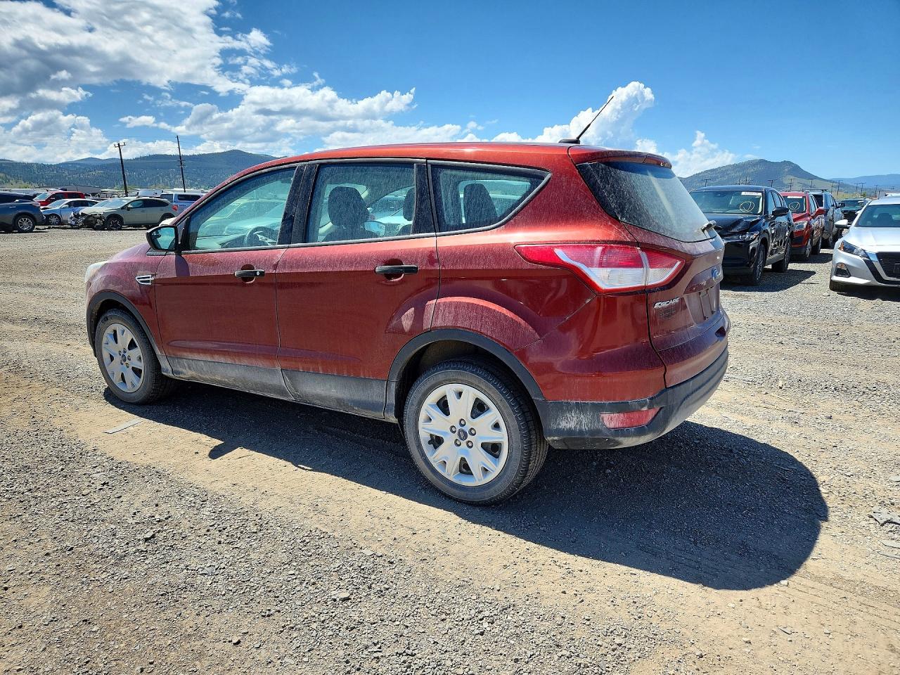 2015 Ford Escape S Red vin: 1FMCU0F71FUB28315